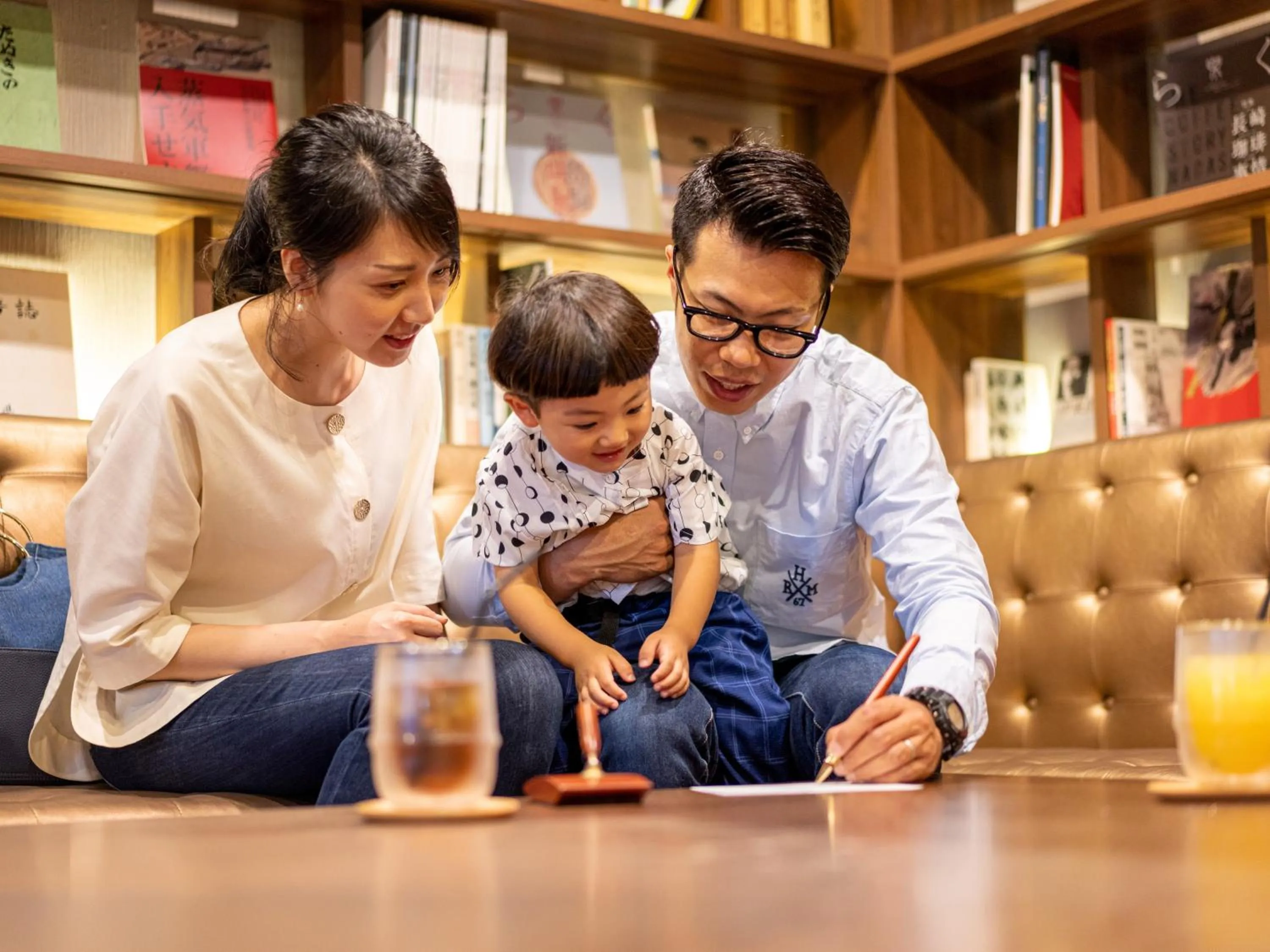 young children in Hotel Flags Isahaya Nagasaki