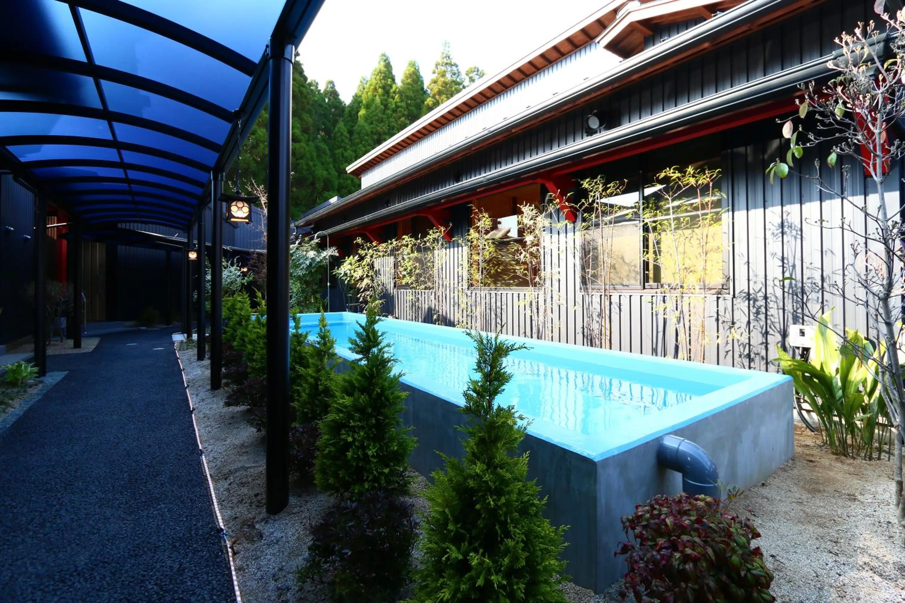 Swimming pool in Uedaya