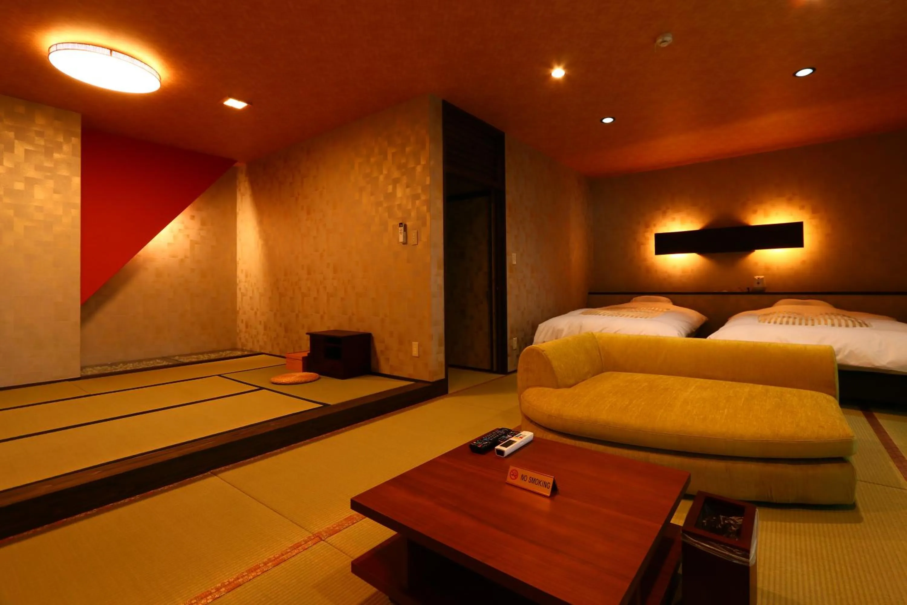 Living room, Bed in Uedaya