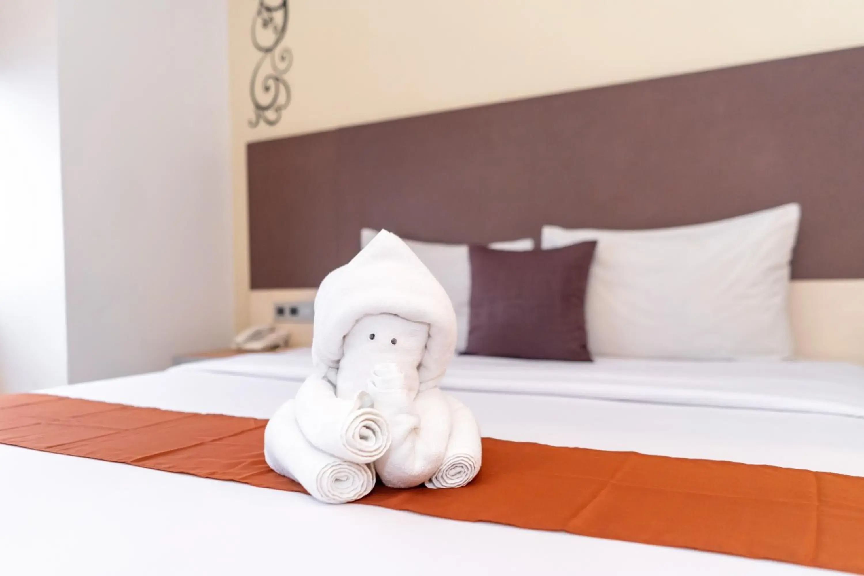 Superior Double or Twin Room in Sparks Odeon Sukabumi, ARTOTEL Curated Superior Double or Twin Room in Sparks Odeon Sukabumi, ARTOTEL Curated