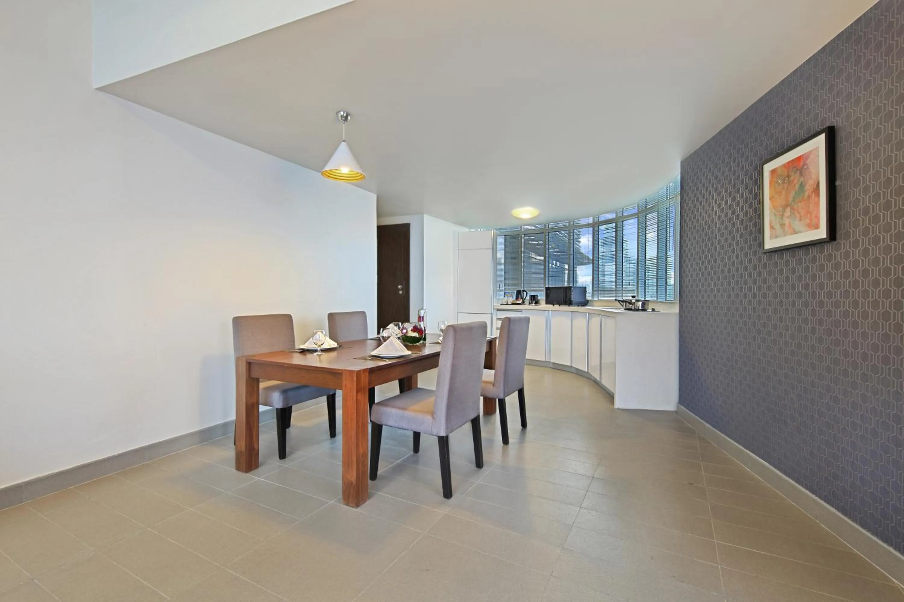 Coffee/tea facilities in The Curve Hotel