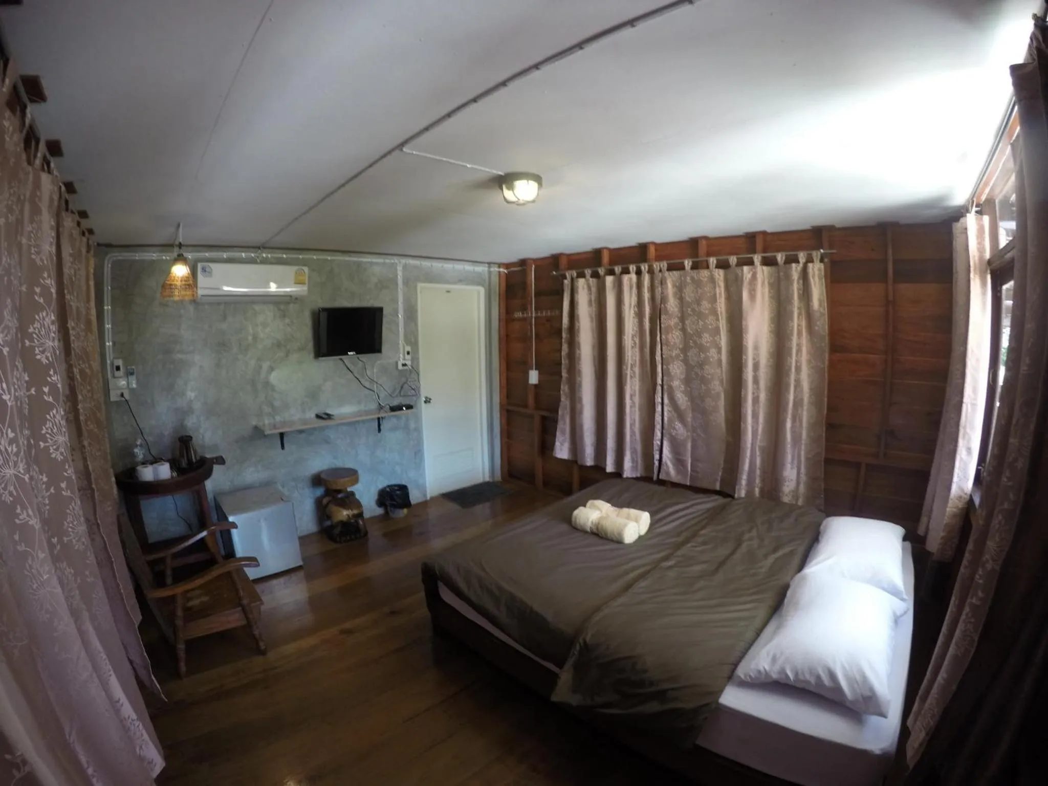 Property building, Bed in JJ at Chiangkhan