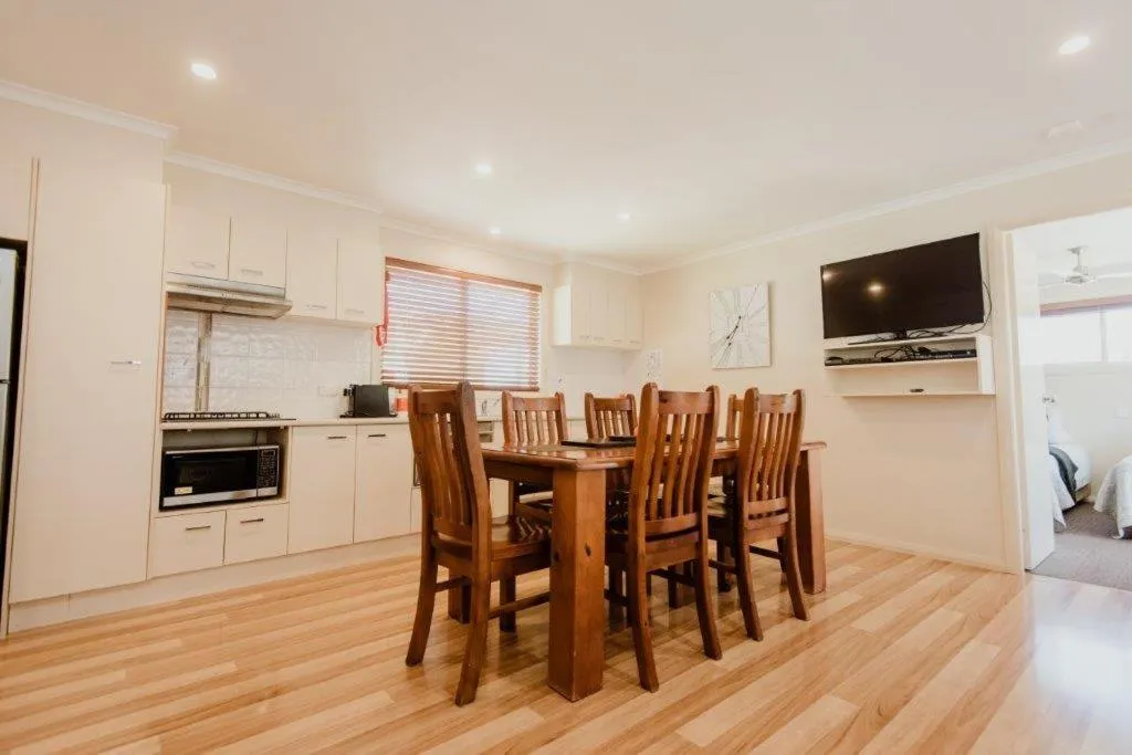 Fossickers Tourist Park