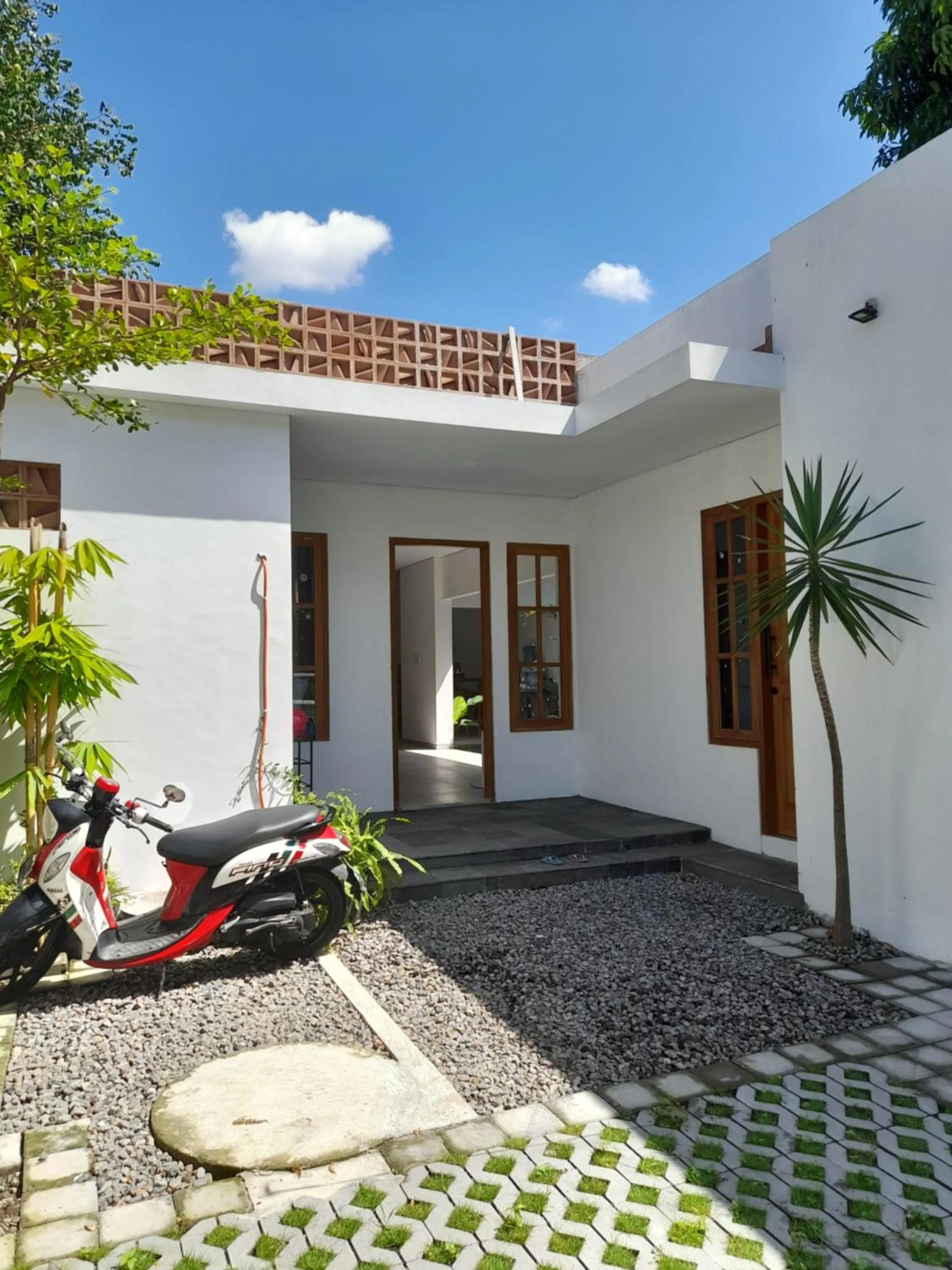 Property building in Bring In House Yogyakarta