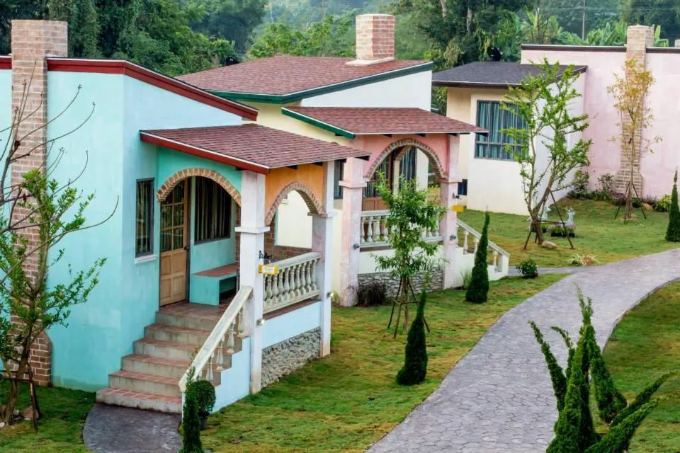Property building in Stamp Hills Resort