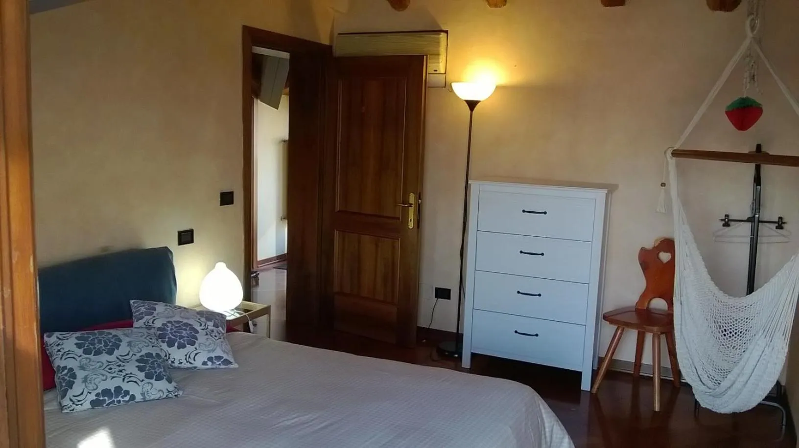 Bedroom, Bed in Casa Maia