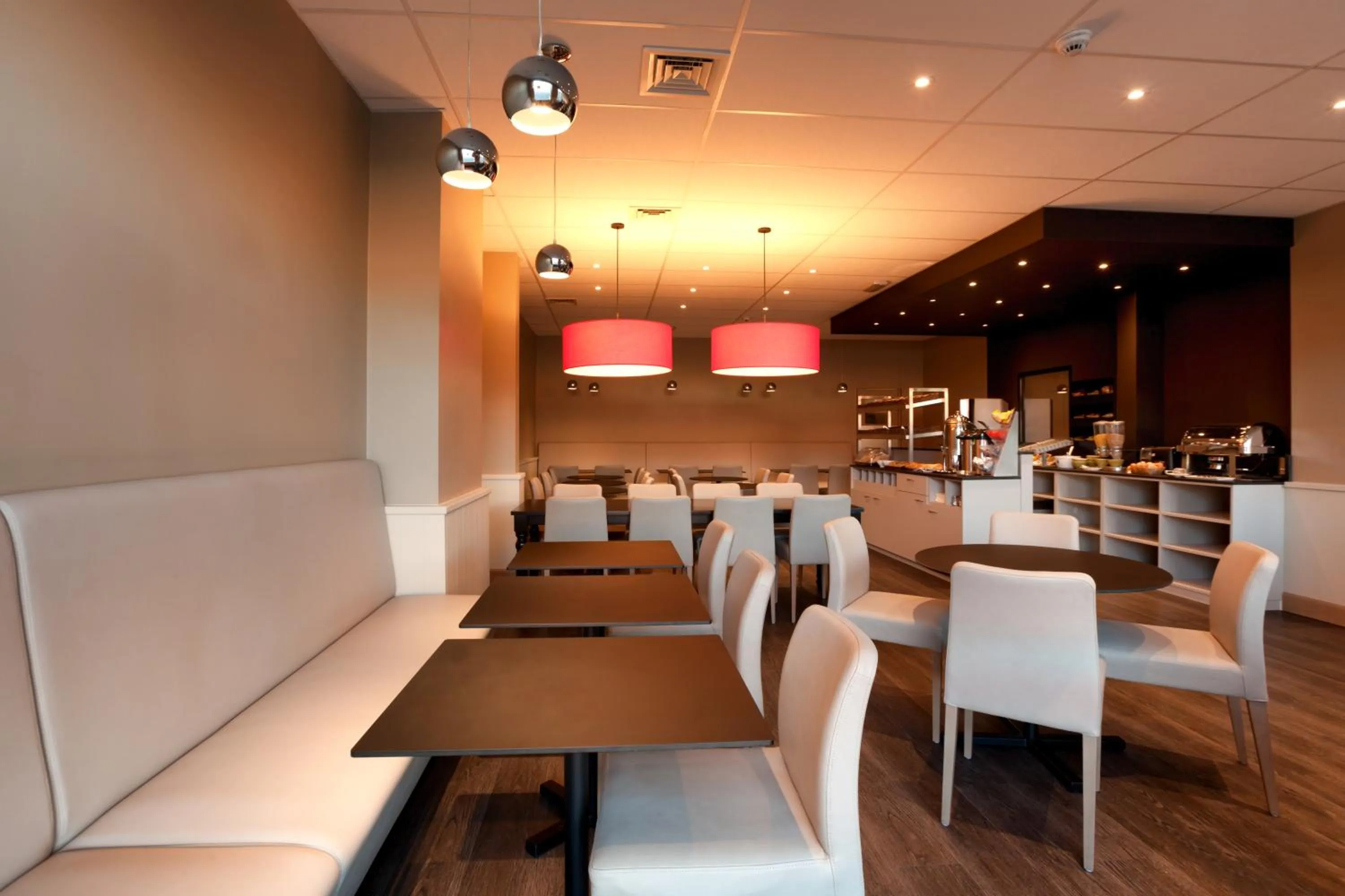 Breakfast in Hotel Expo