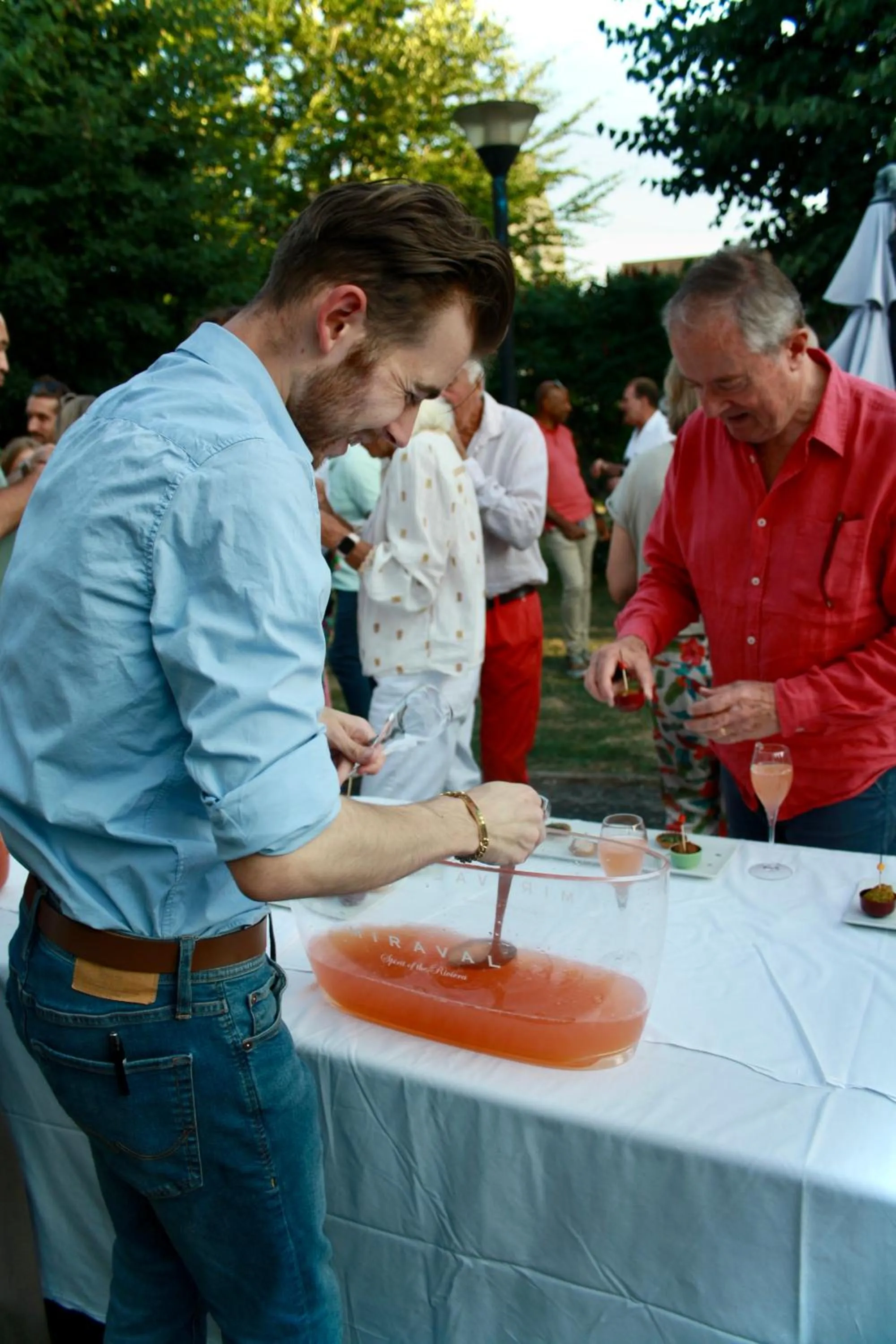 Restaurant/places to eat in Hotel Restaurant Auberge du Barrez Logis