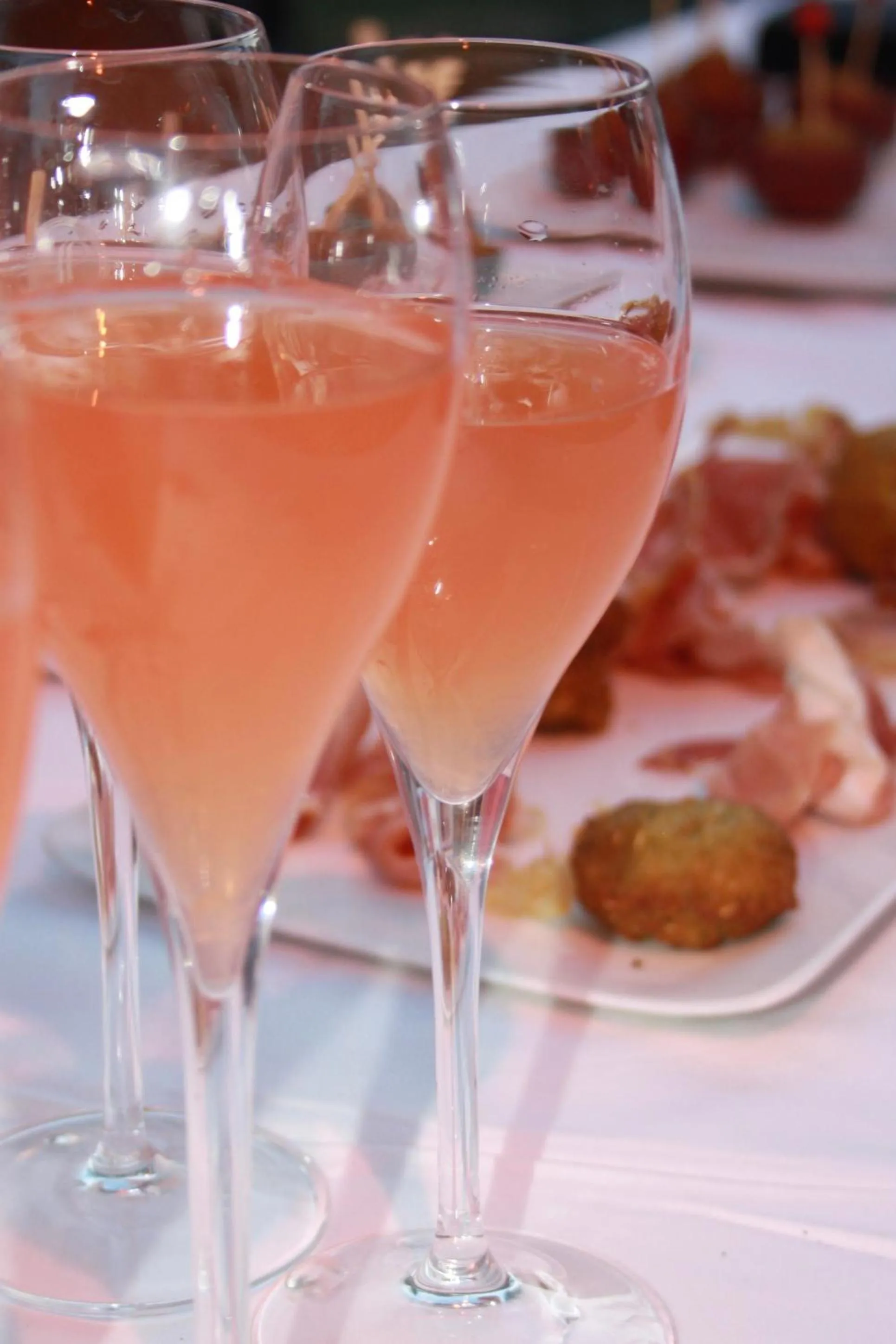 Restaurant/places to eat in Hotel Restaurant Auberge du Barrez Logis