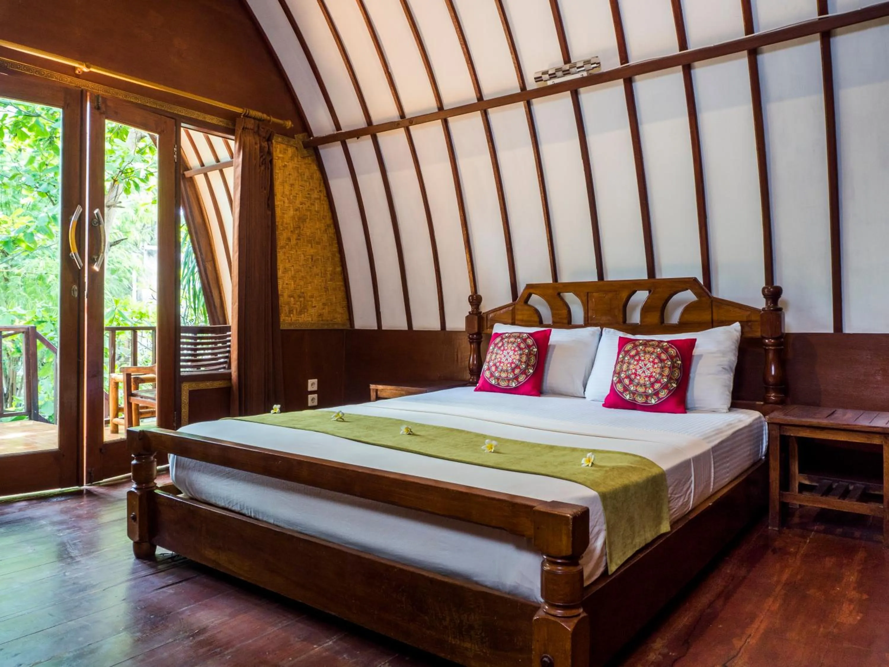 Bed in Gili Turtle Beach Resort