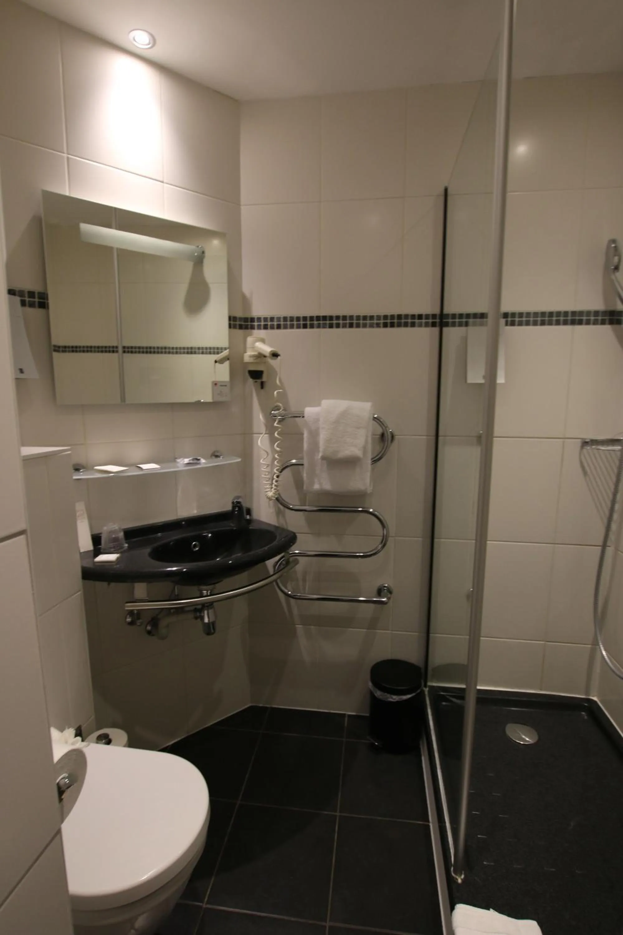 Bathroom in Hôtel de l'Univers Liège