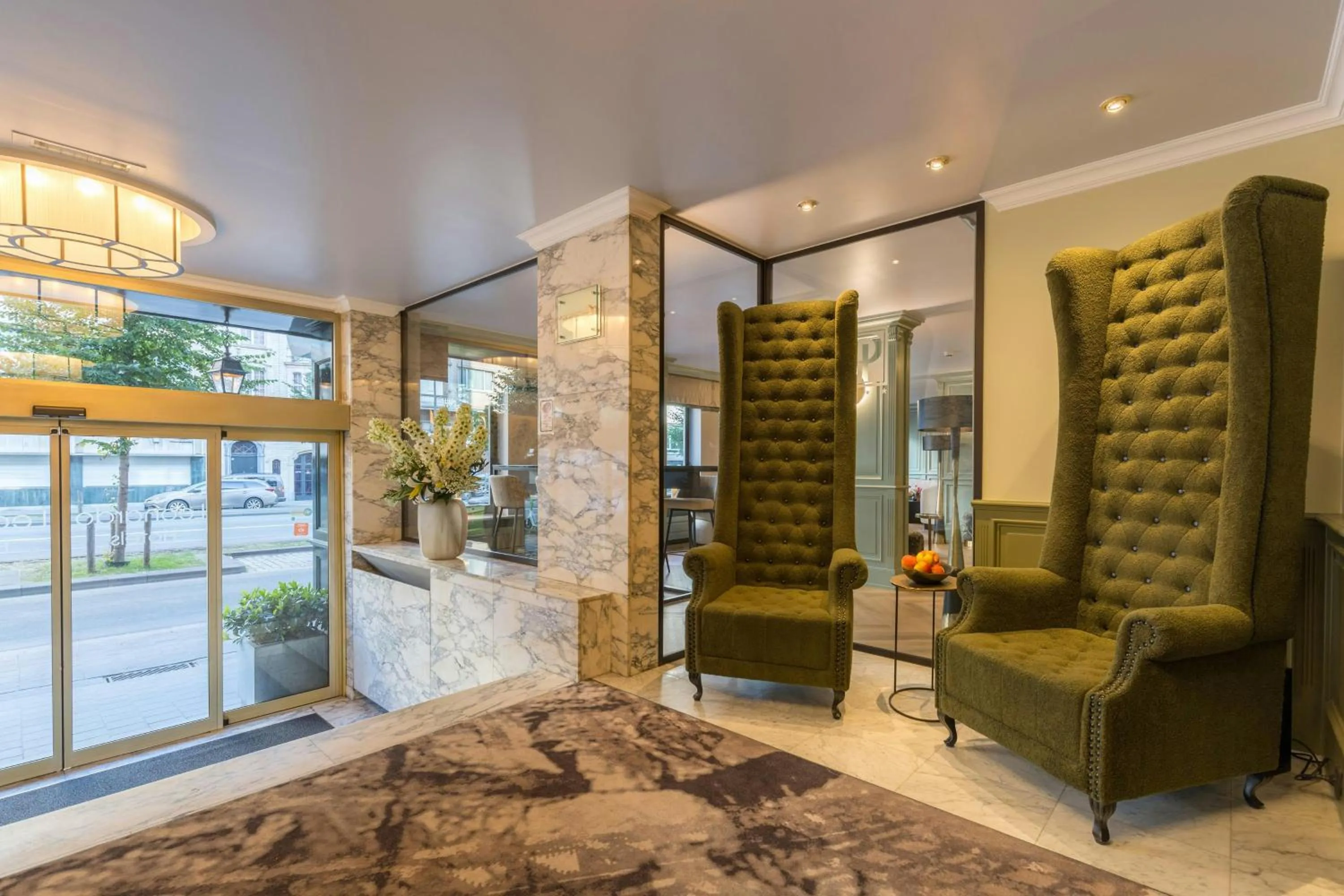 Lobby or reception in Leonardo Hotel Antwerp The Plaza