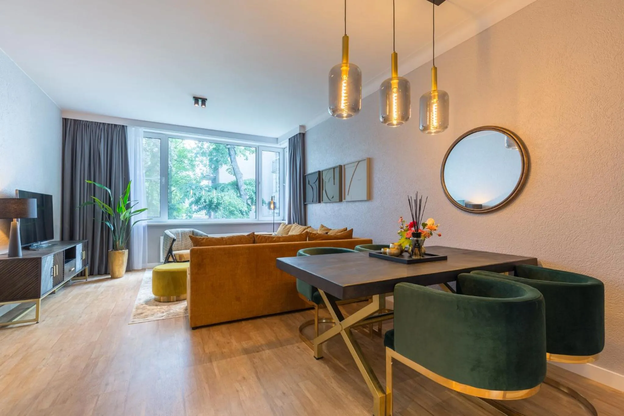 Photo of the whole room in Leonardo Hotel Antwerp The Plaza