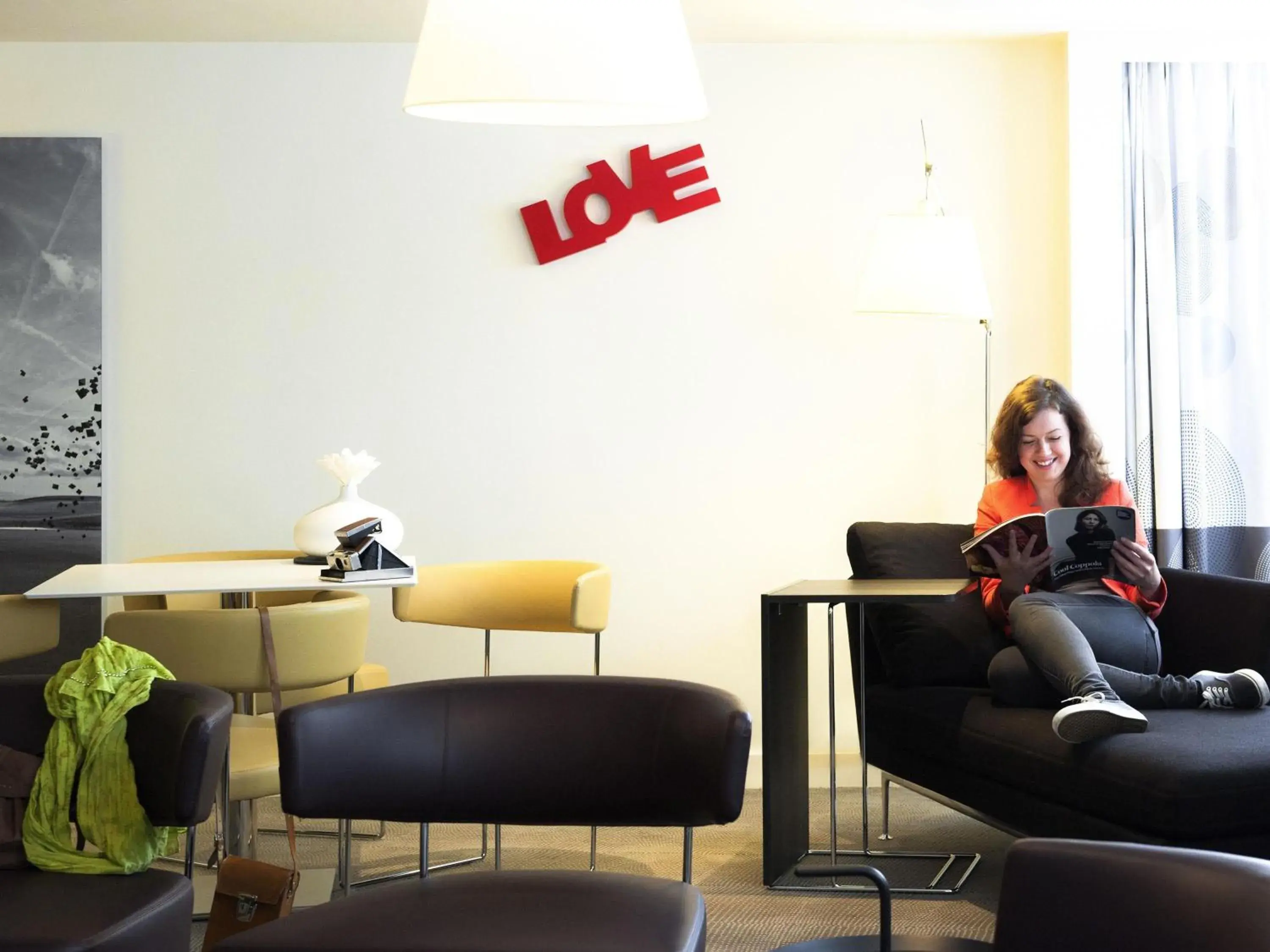 Junior Suite with One Double Bed And Sofa in Novotel Mechelen Centrum Junior Suite with One Double Bed And Sofa in Novotel Mechelen Centrum