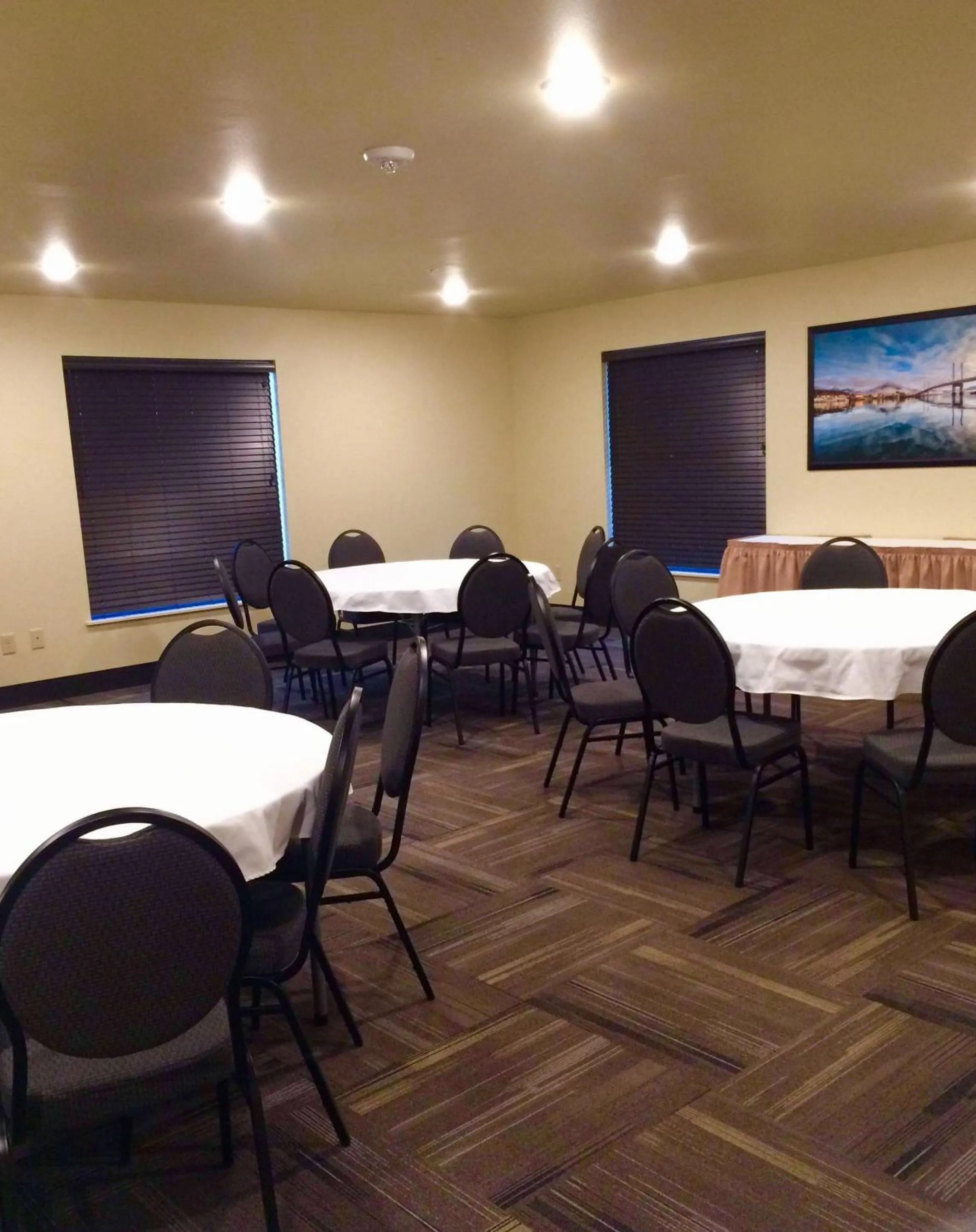 Business facilities in Aspen Suites Hotel Sitka