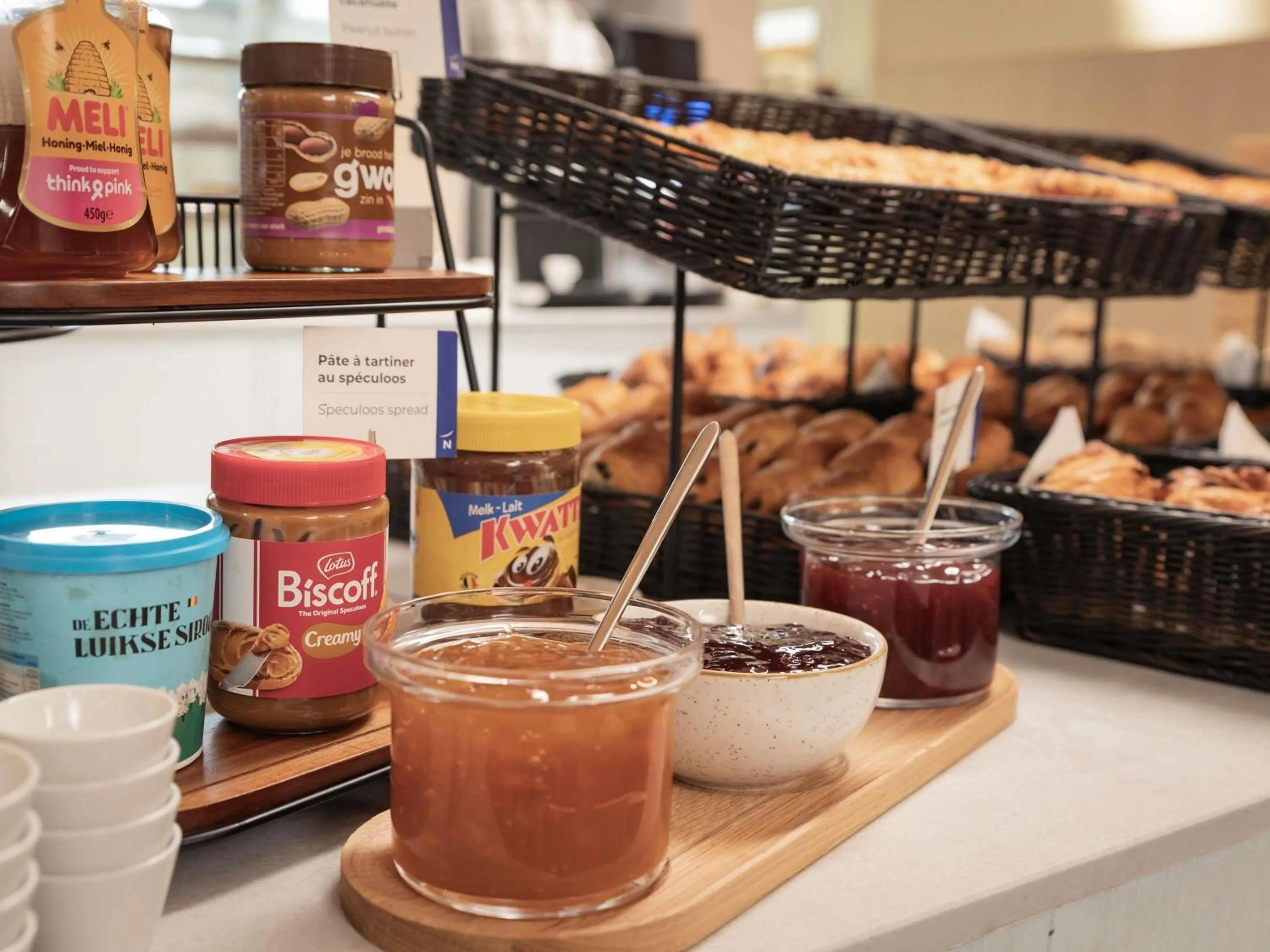 Restaurant/places to eat in Hotel Novotel Brussels Off Grand Place