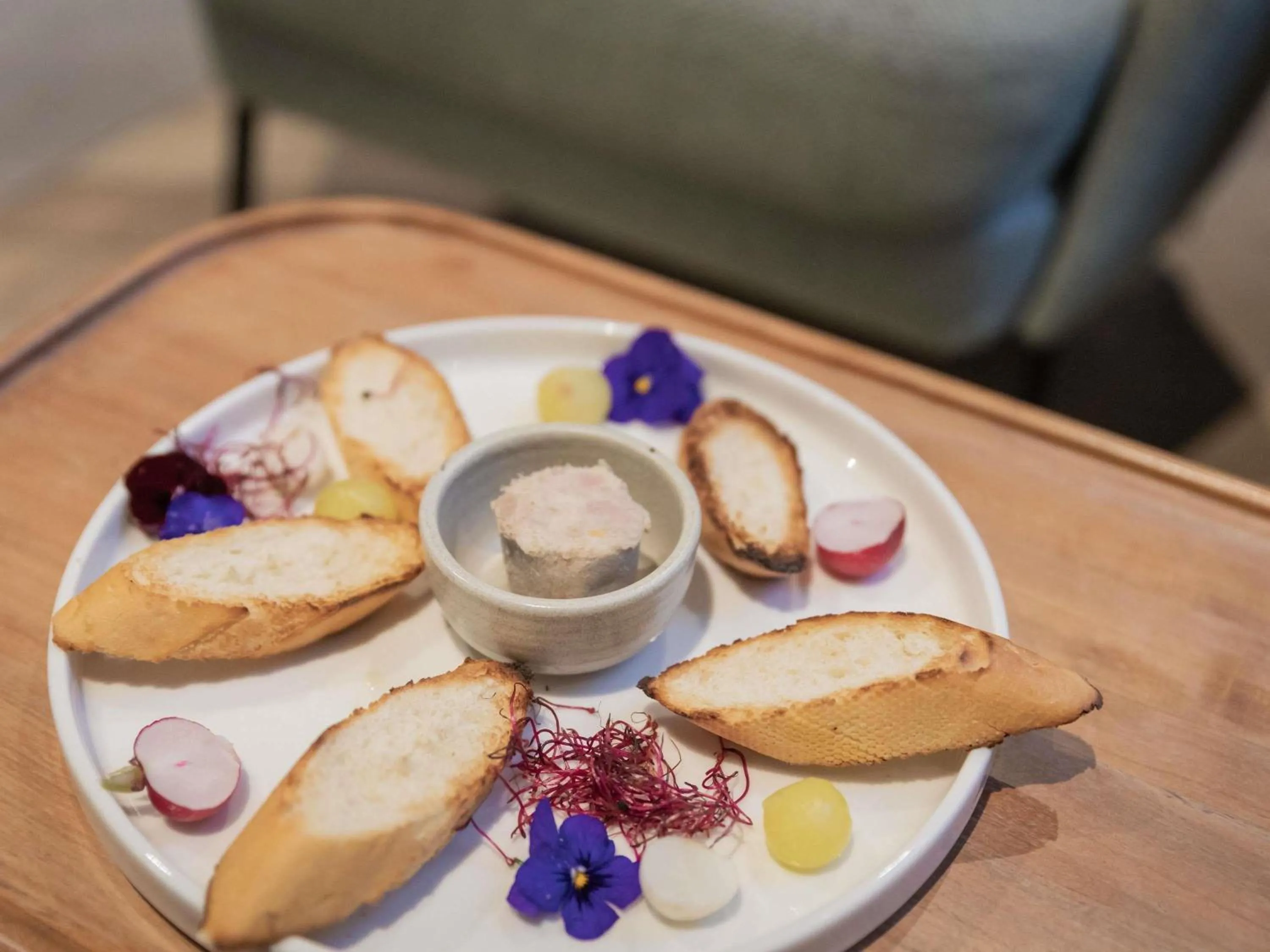 Restaurant/places to eat in Hotel Novotel Brussels Off Grand Place