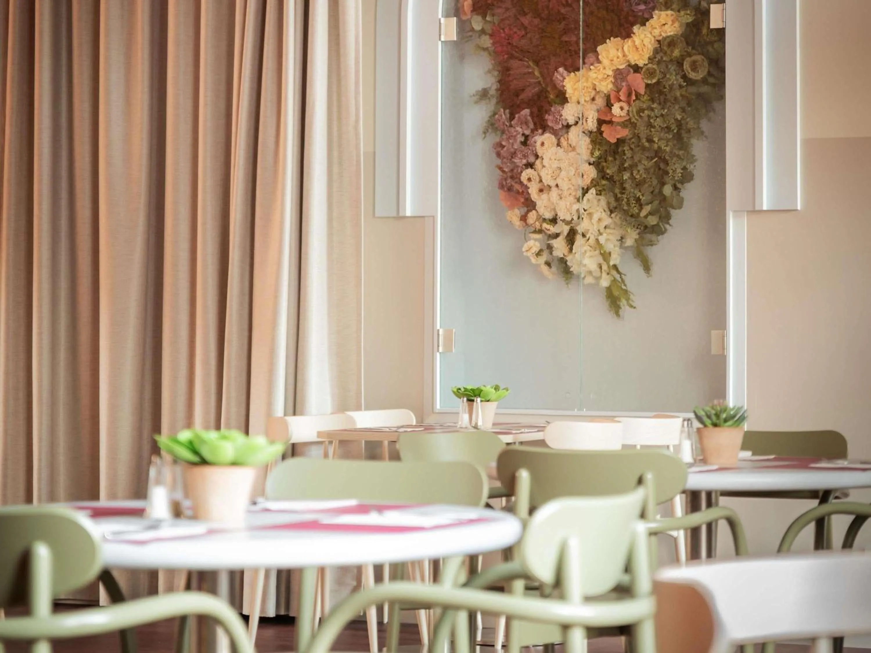 Meeting/conference room in Hotel Novotel Brussels Off Grand Place