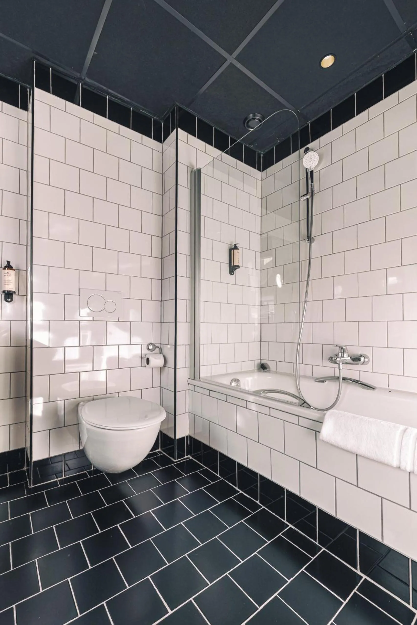 Bathroom in Zoom Hotel