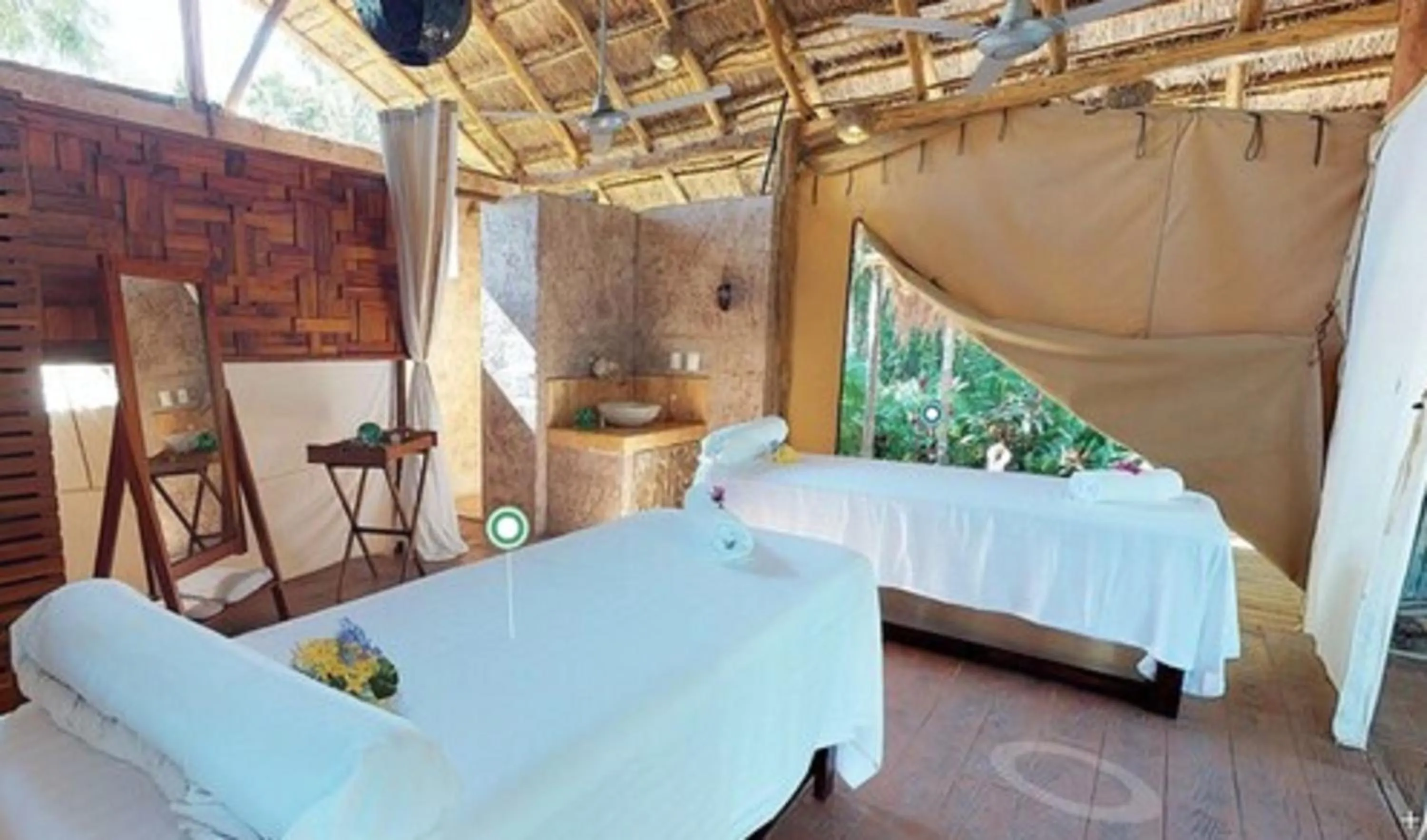 Massage, Bed in Serenity Authentic Glamping Tulum