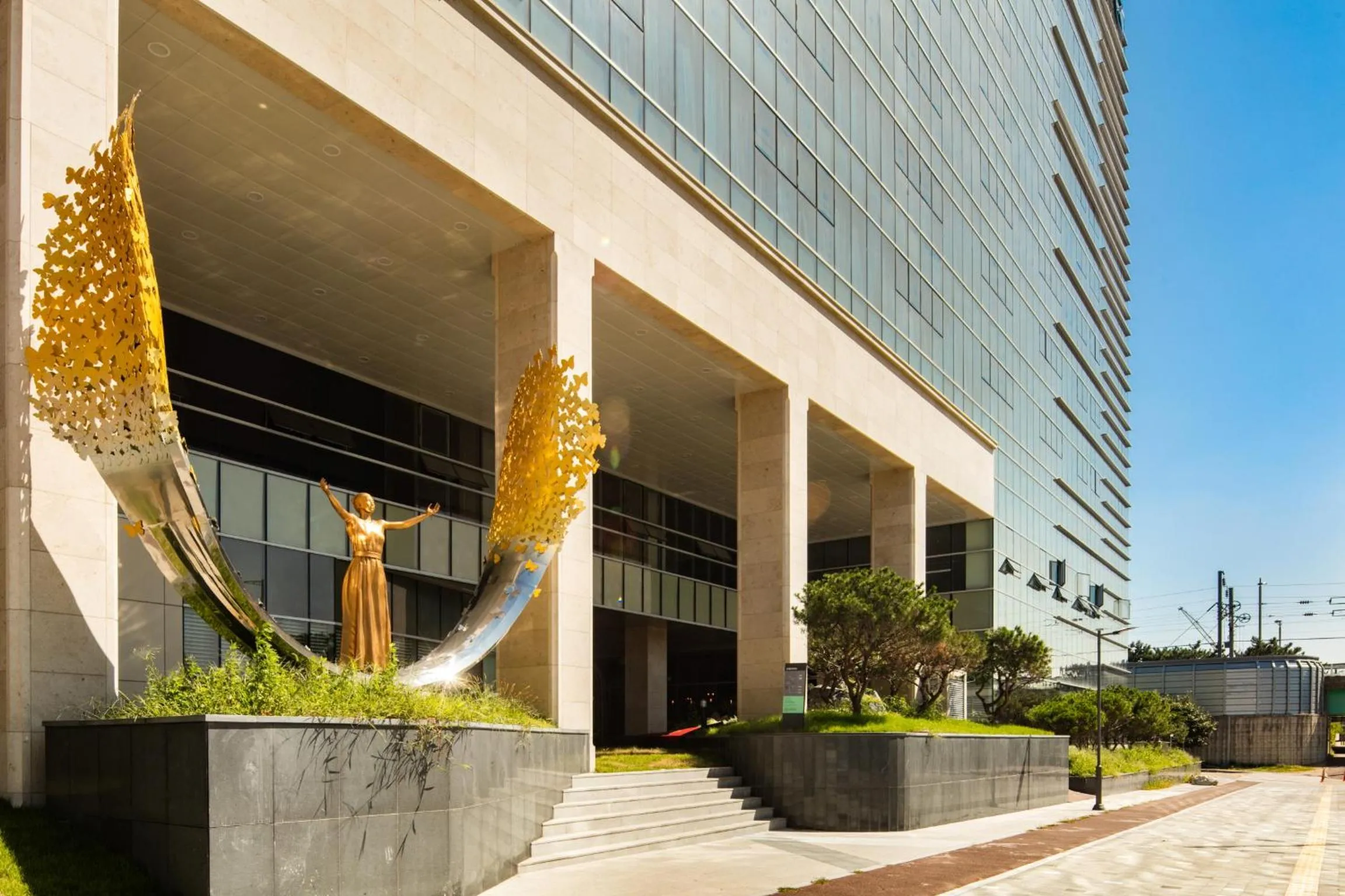 Property building in Golden Tulip Incheon Airport Hotel