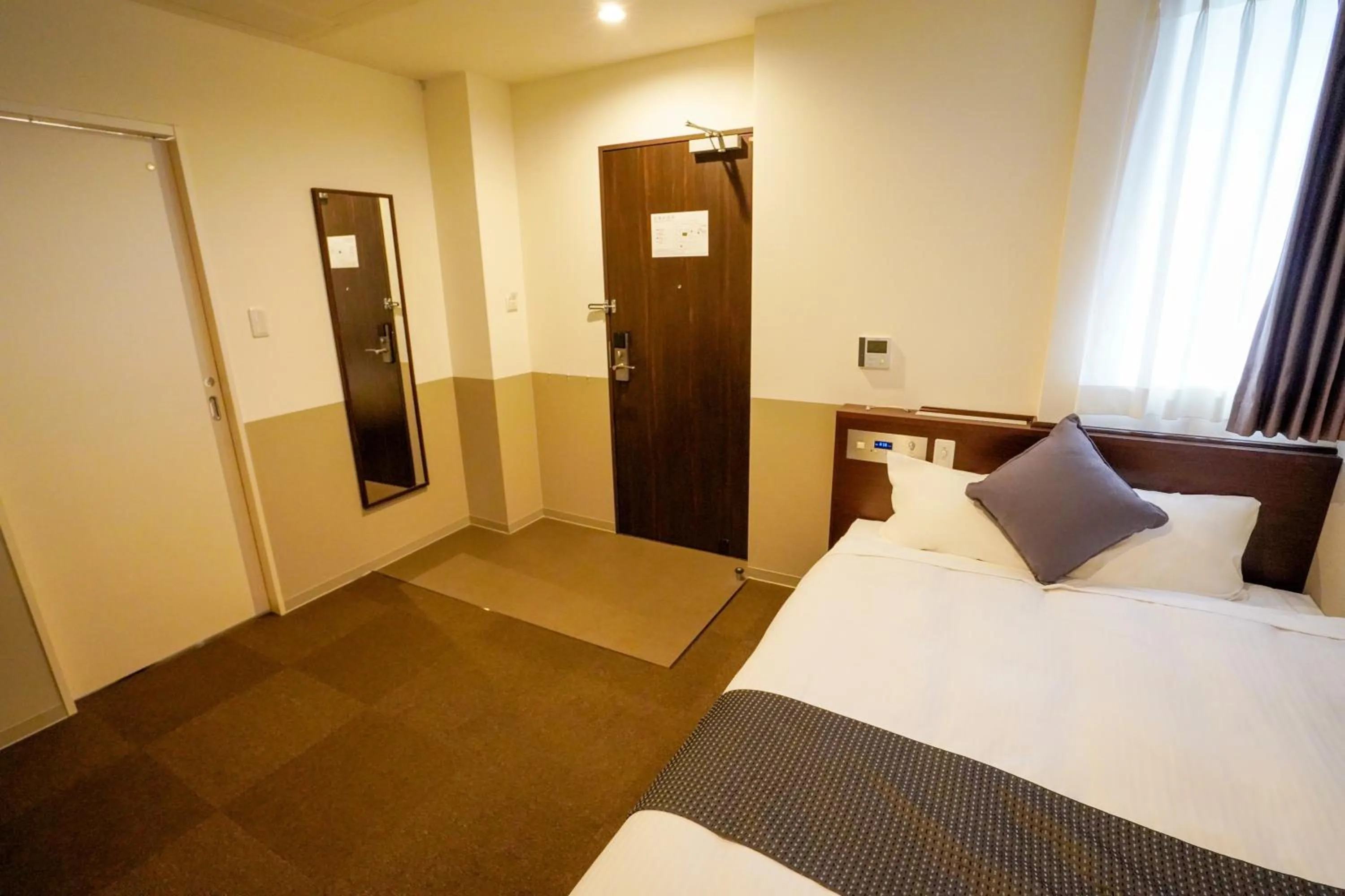 Photo of the whole room, Bed in Hotel New Gaea Domemae