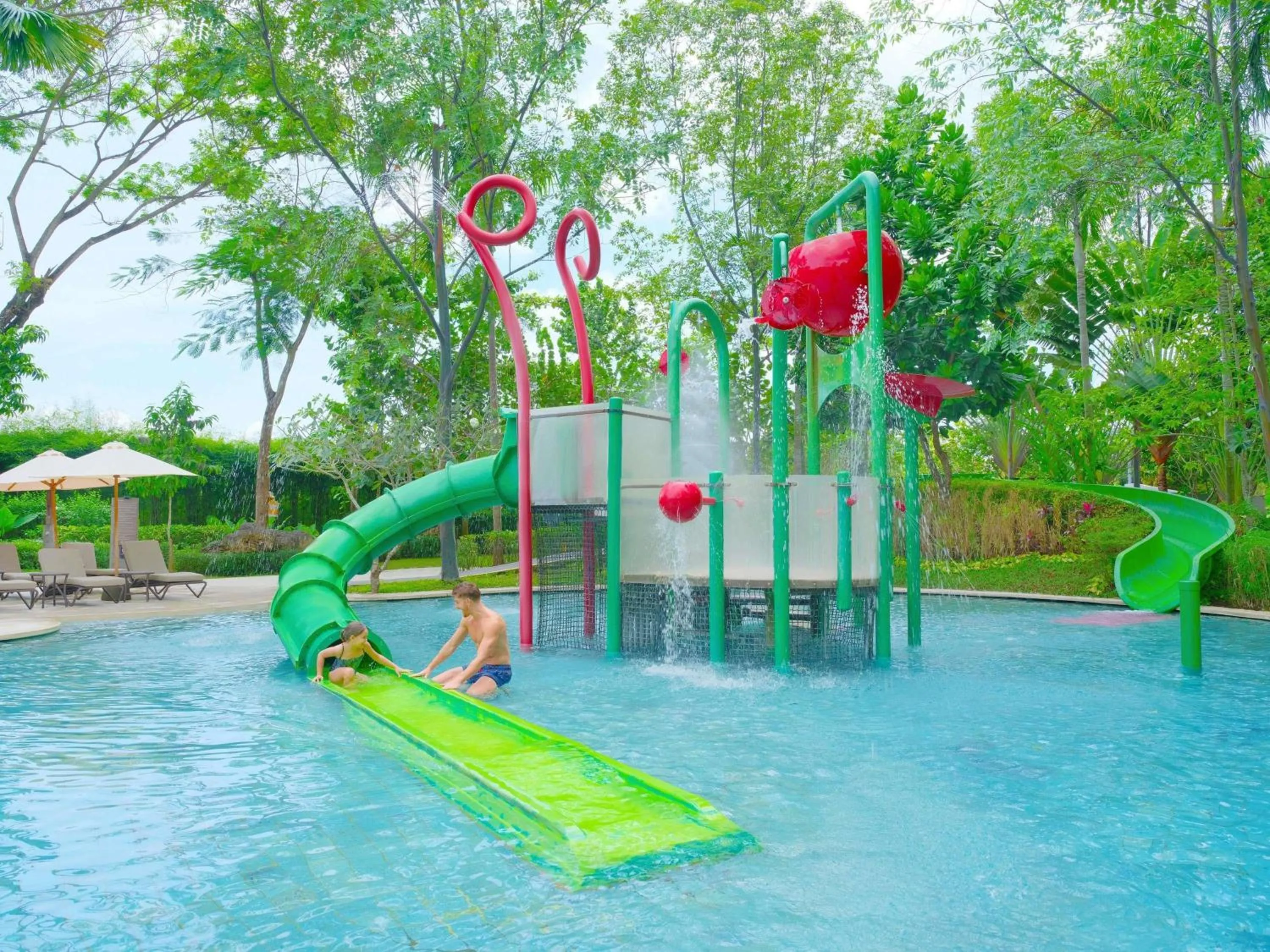 Pool view in Mövenpick Resort & Spa Jimbaran Bali