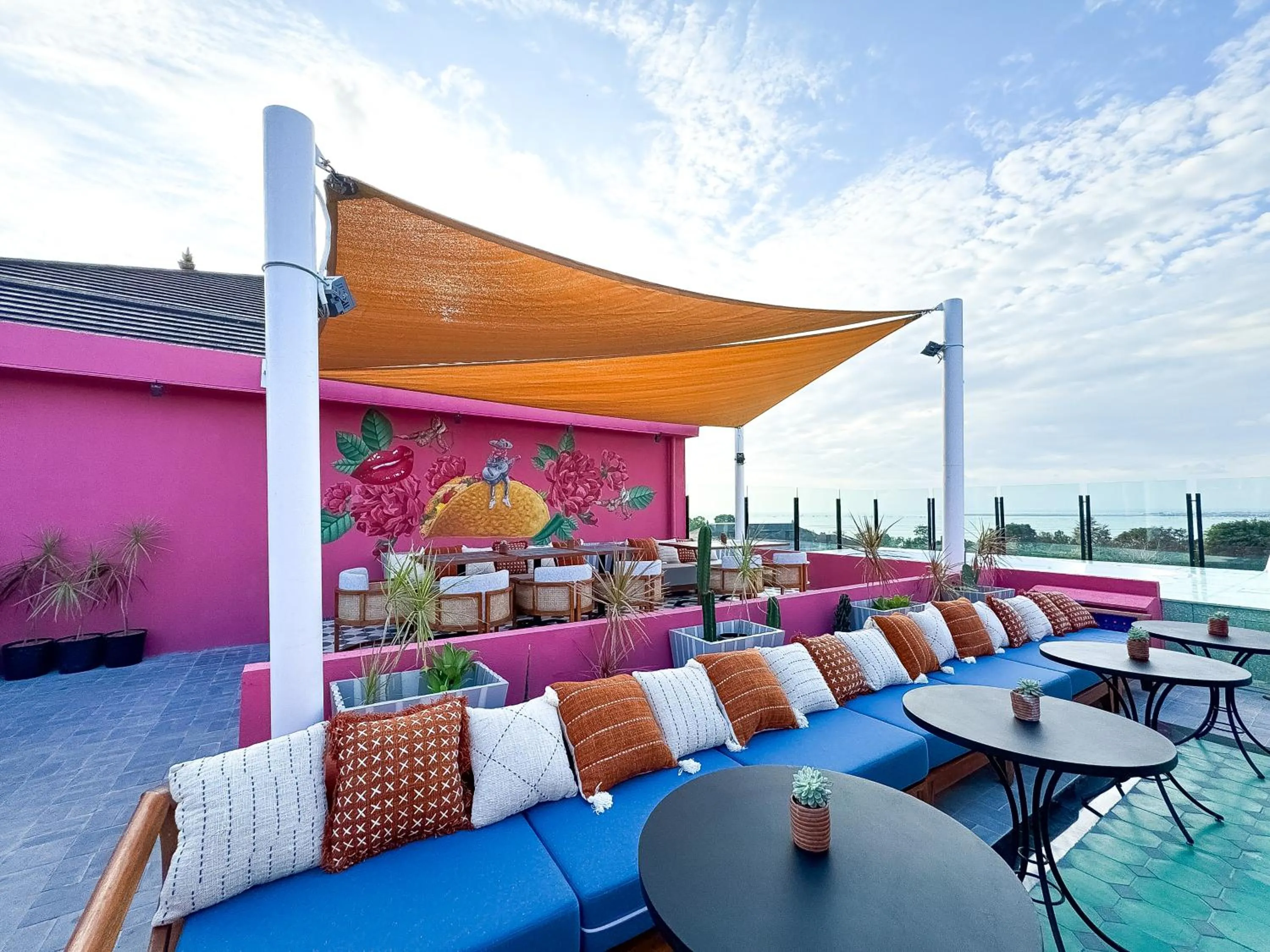 Restaurant/places to eat in Mövenpick Resort & Spa Jimbaran Bali