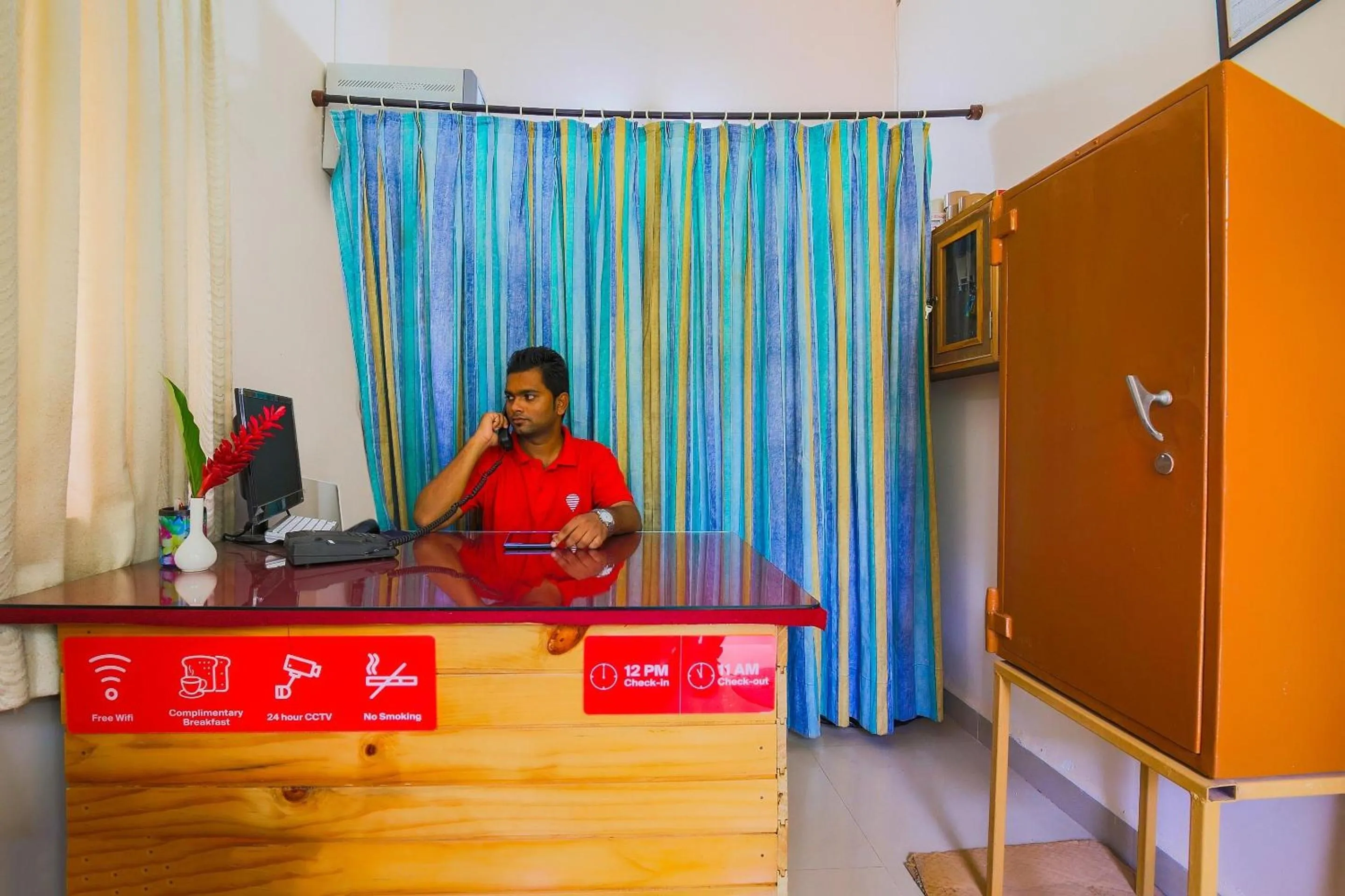 Lobby or reception in Super Hotel O The Goan Courtyard