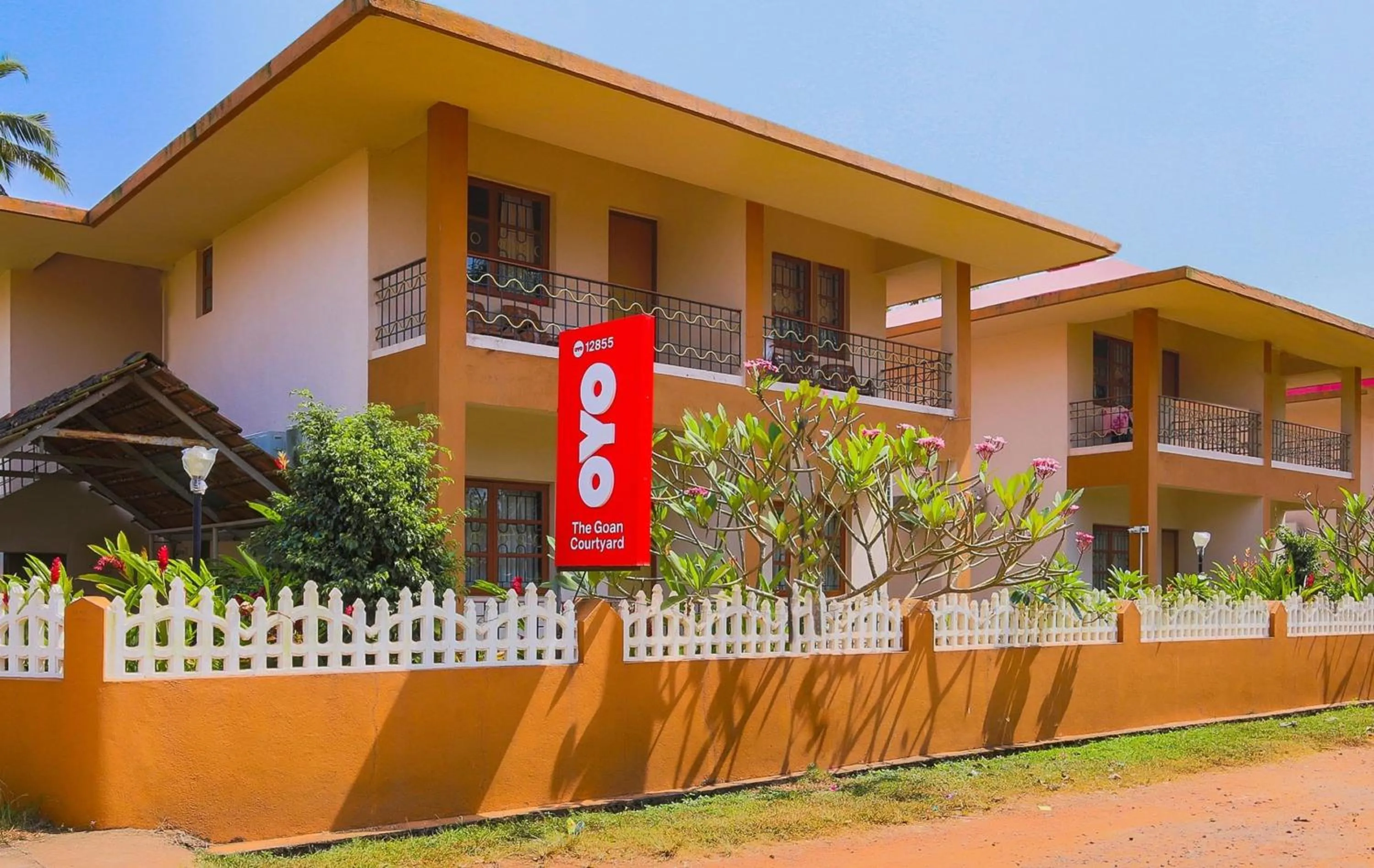 Facade/entrance in Super Hotel O The Goan Courtyard