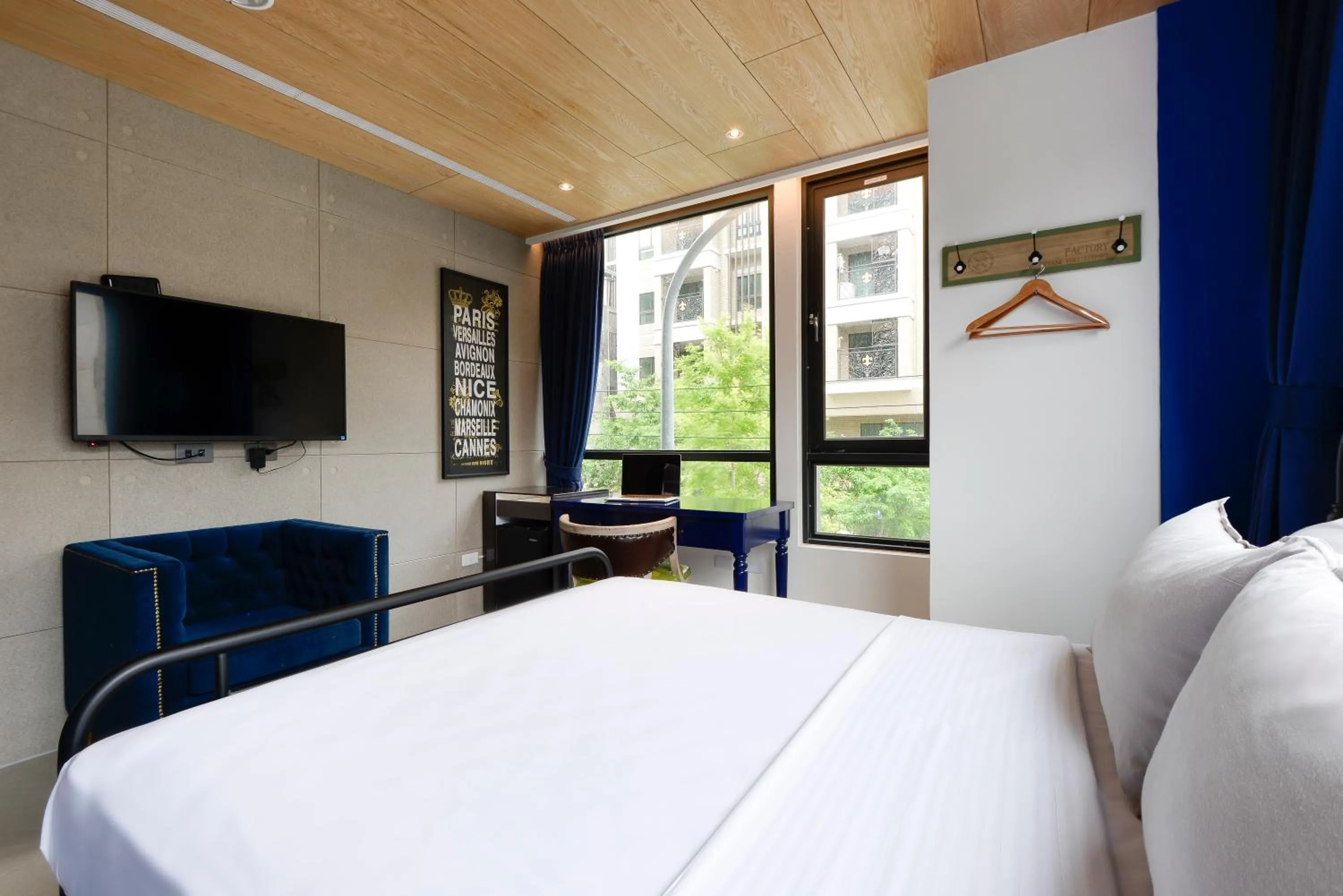 Bed in Taichung Amour Hotel