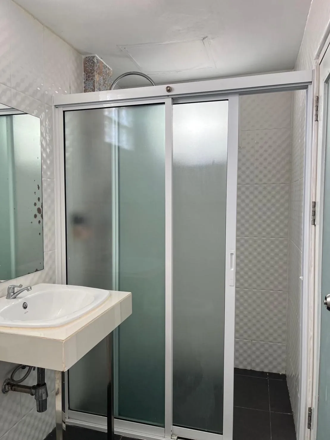 Bathroom in Wesahh Homeplace