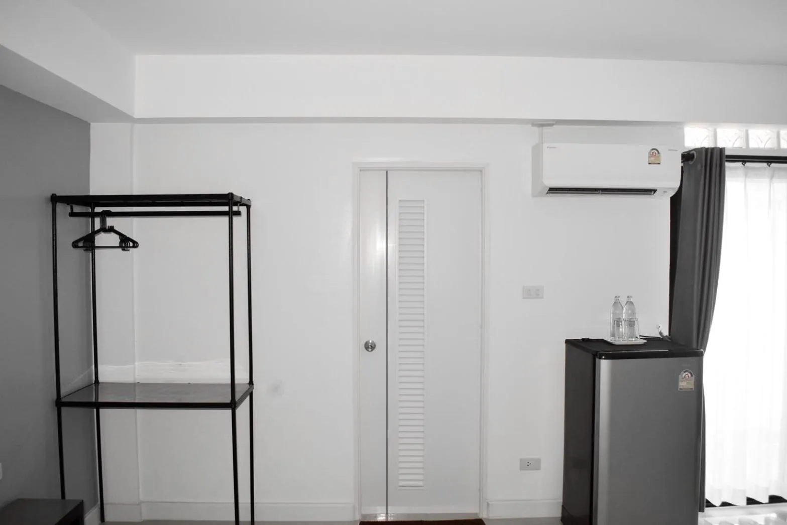 wardrobe in Wesahh Homeplace