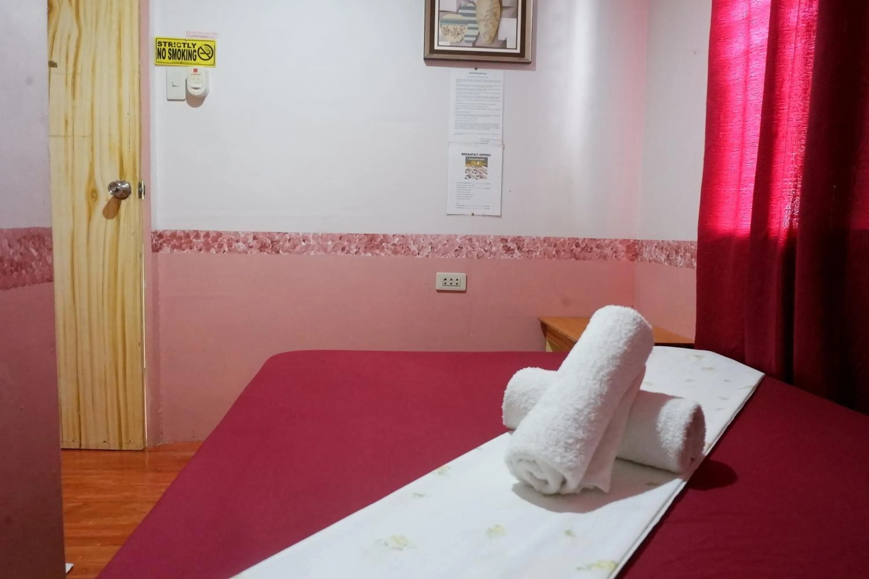 Bed in Mountain Side Inn