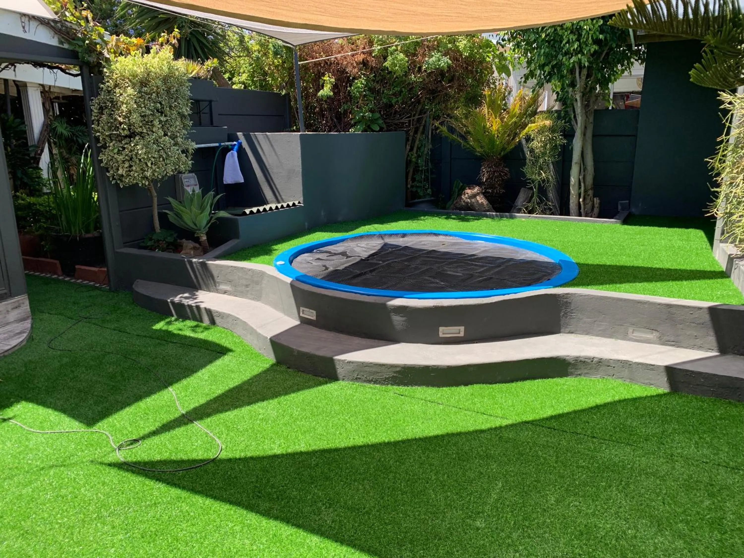 Day in Mitchell's Guesthouse