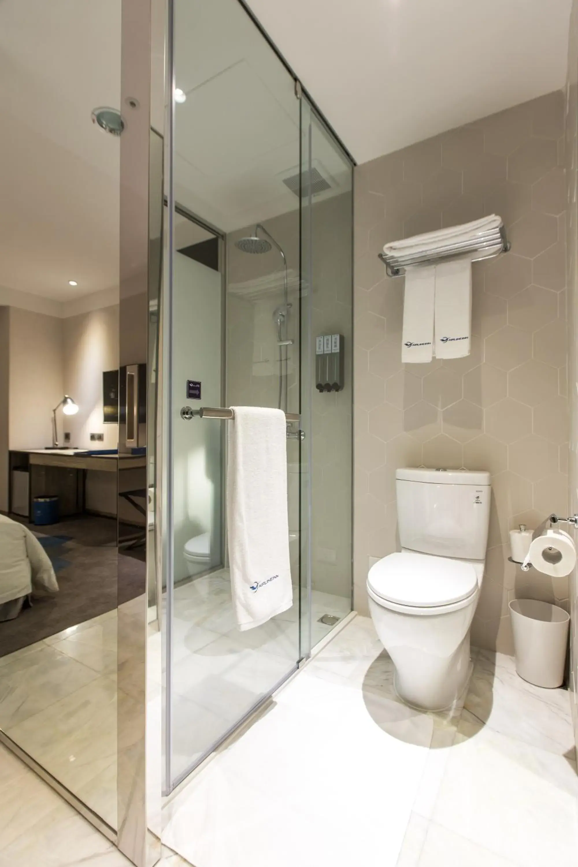 Twin Room - No Daily Cleaning - No Window in Airline Inn - Kaohsiung Station Twin Room - No Daily Cleaning - No Window in Airline Inn - Kaohsiung Station