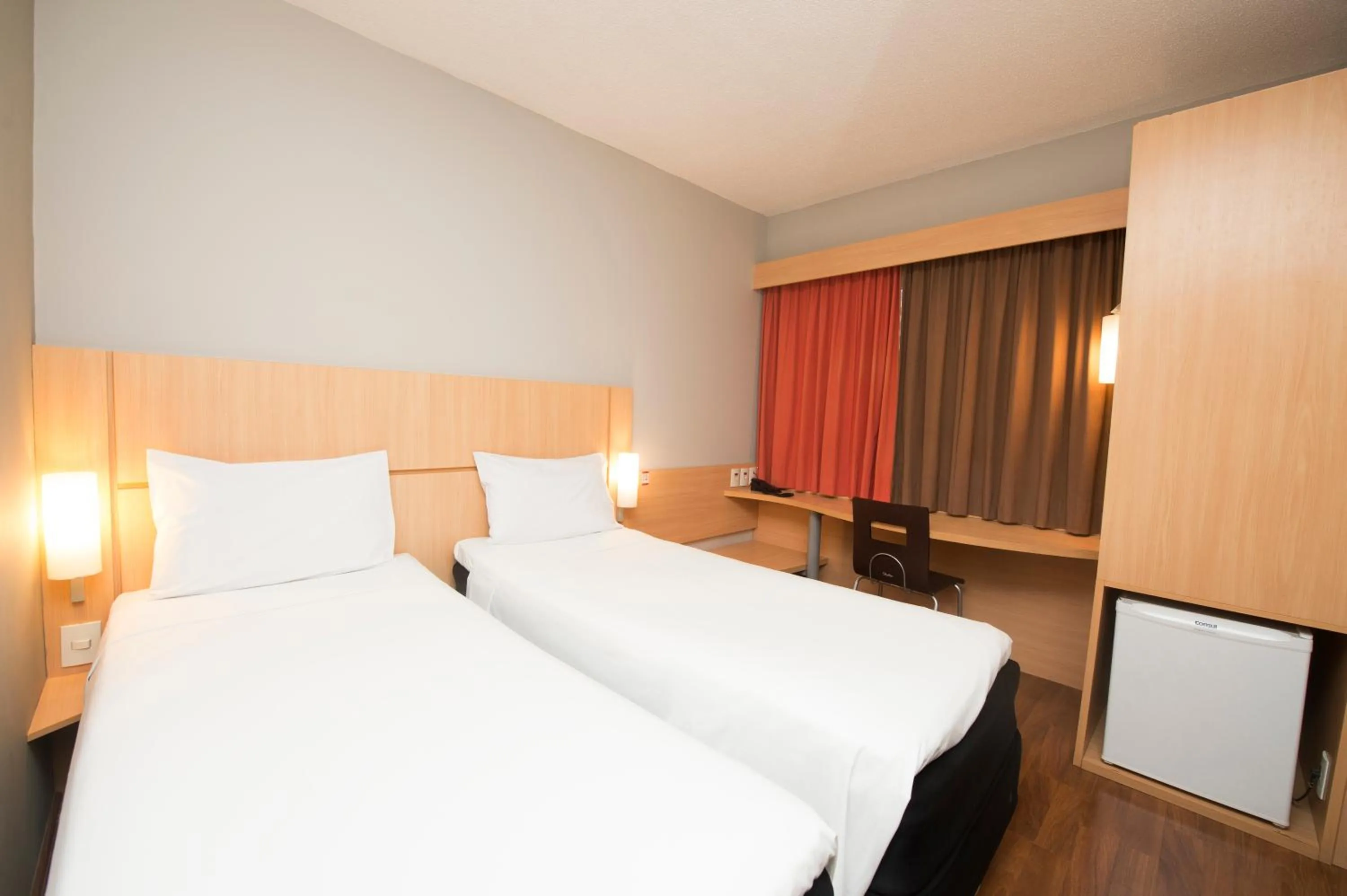 Bedroom, Bed in ibis Recife Boa Viagem