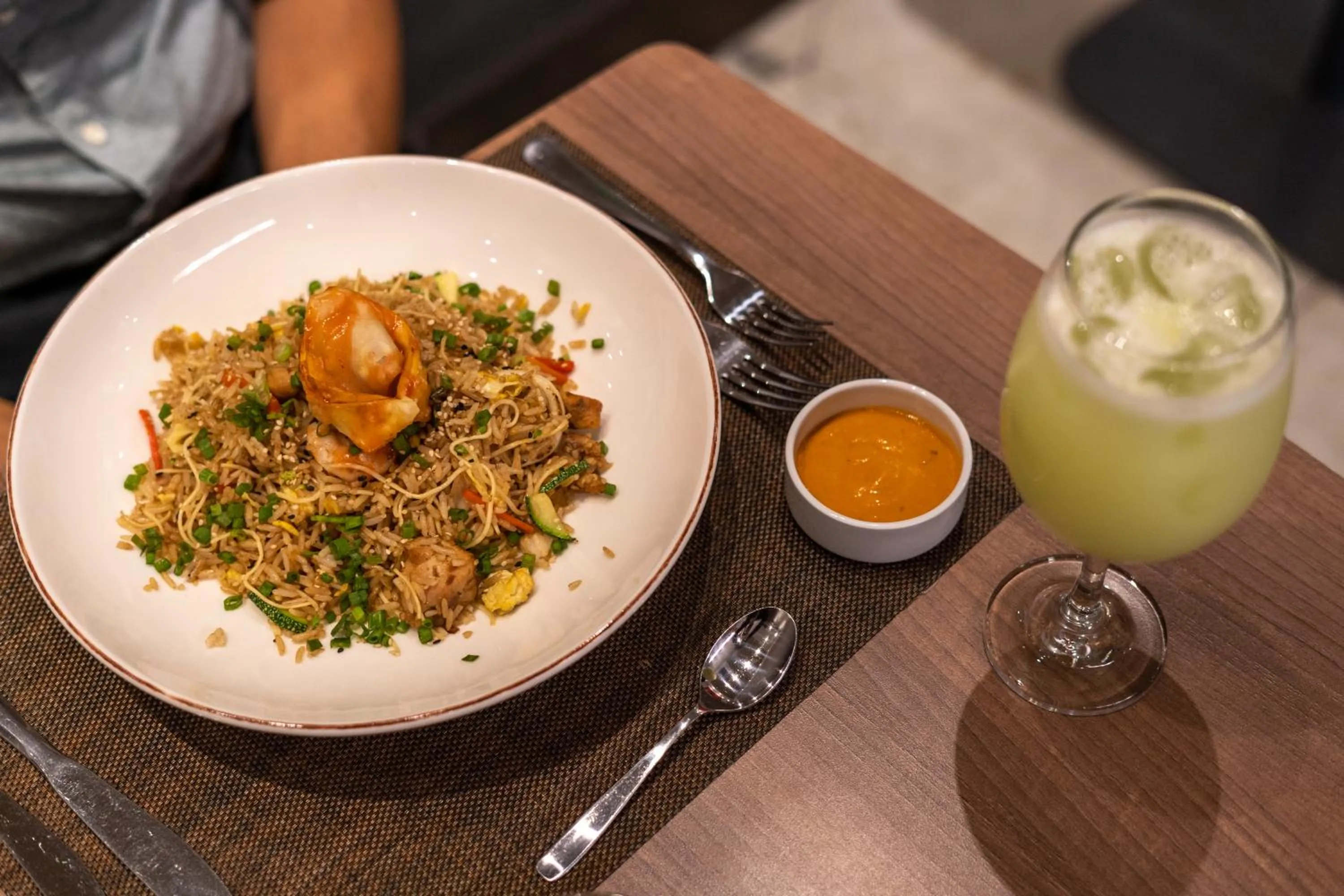 Restaurant/places to eat in ibis Lima Reducto Miraflores