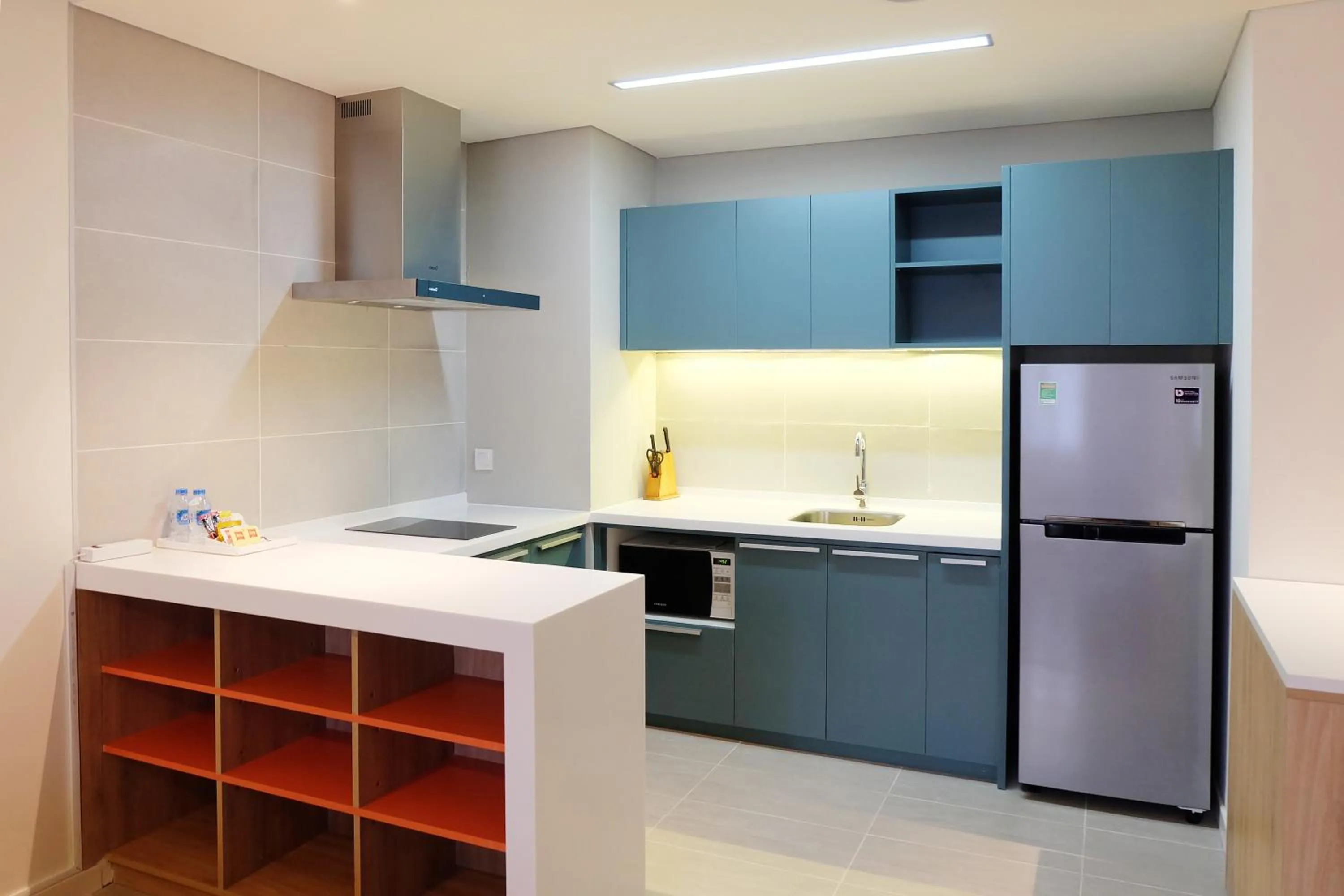 Kitchen or kitchenette in Ibis Saigon Airport