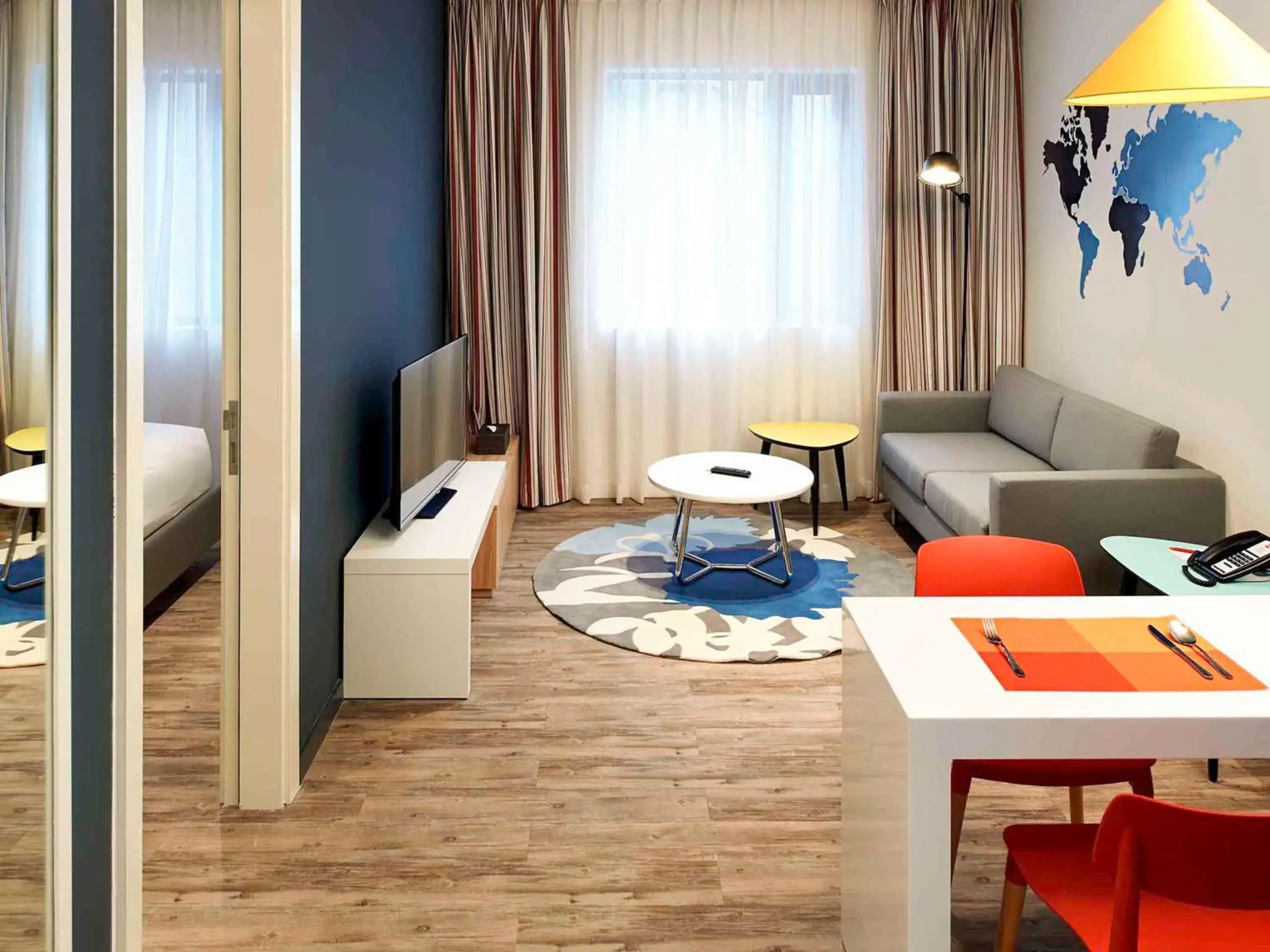 King Studio - Complimentary Round-trip Airport Transfer upon request in Ibis Saigon Airport King Studio - Complimentary Round-trip Airport Transfer upon request in Ibis Saigon Airport