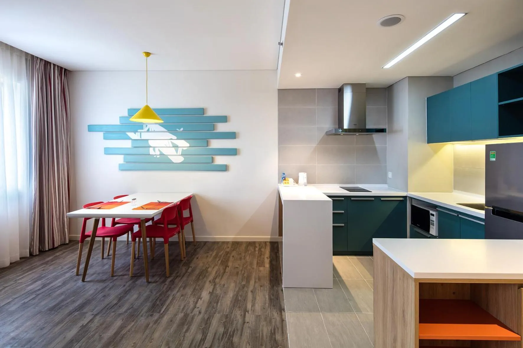 Kitchen or kitchenette in Ibis Saigon Airport