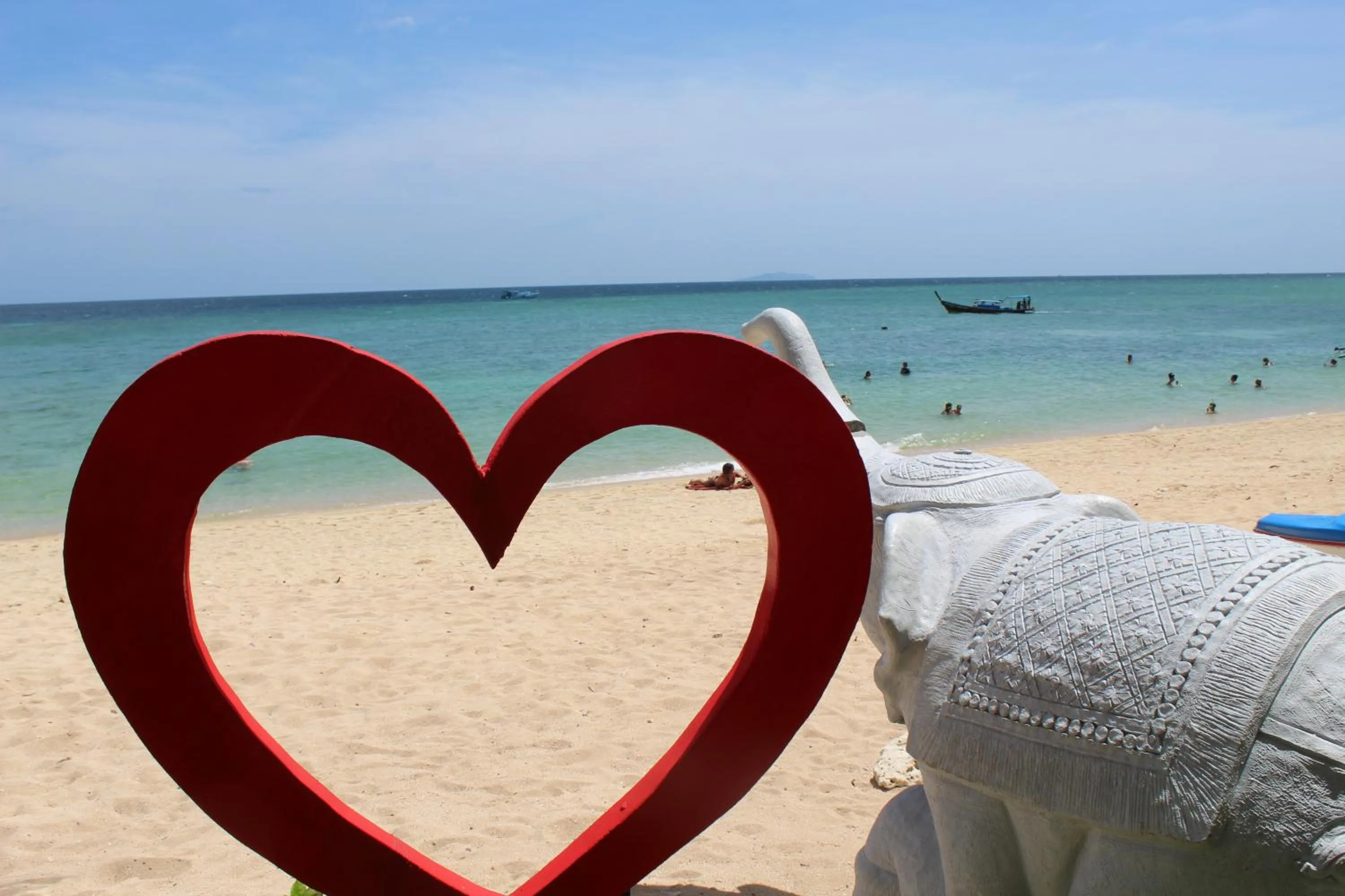Beach in Koh Ngai Paradise Beach