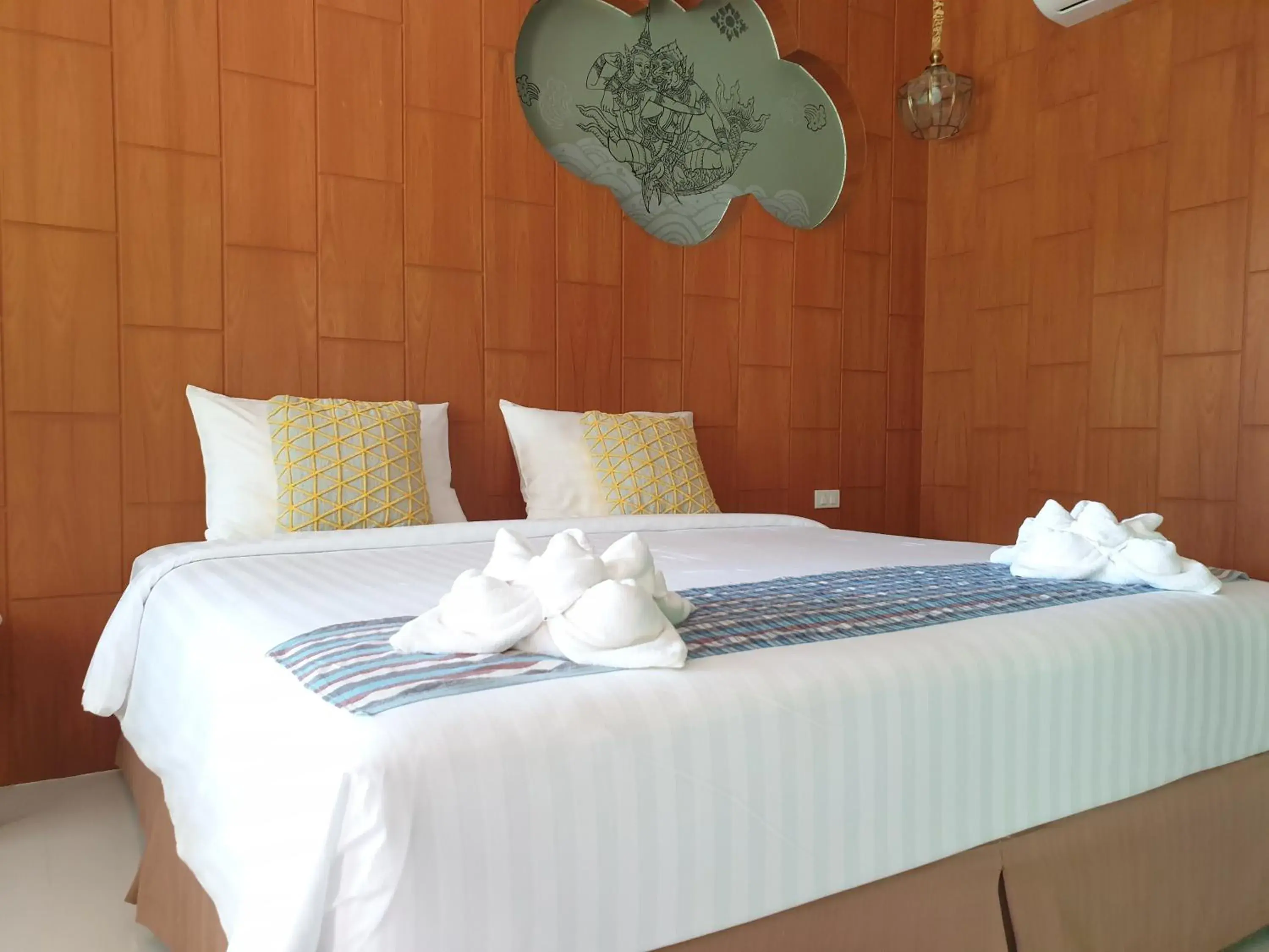 Deluxe Villa King Bed (Back Row) in Koh Ngai Paradise Beach Deluxe Villa King Bed (Back Row) in Koh Ngai Paradise Beach