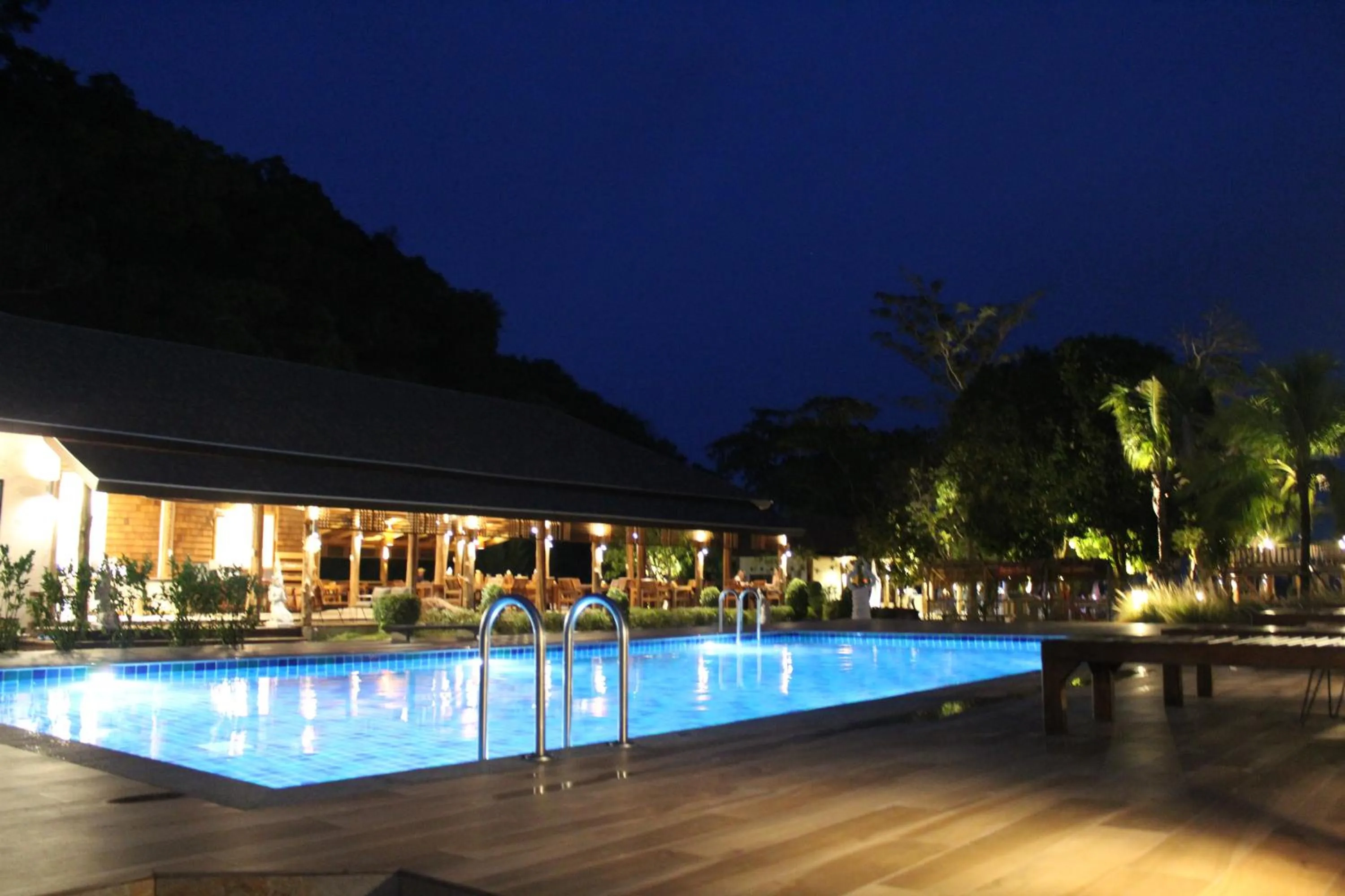 Swimming pool in Koh Ngai Paradise Beach