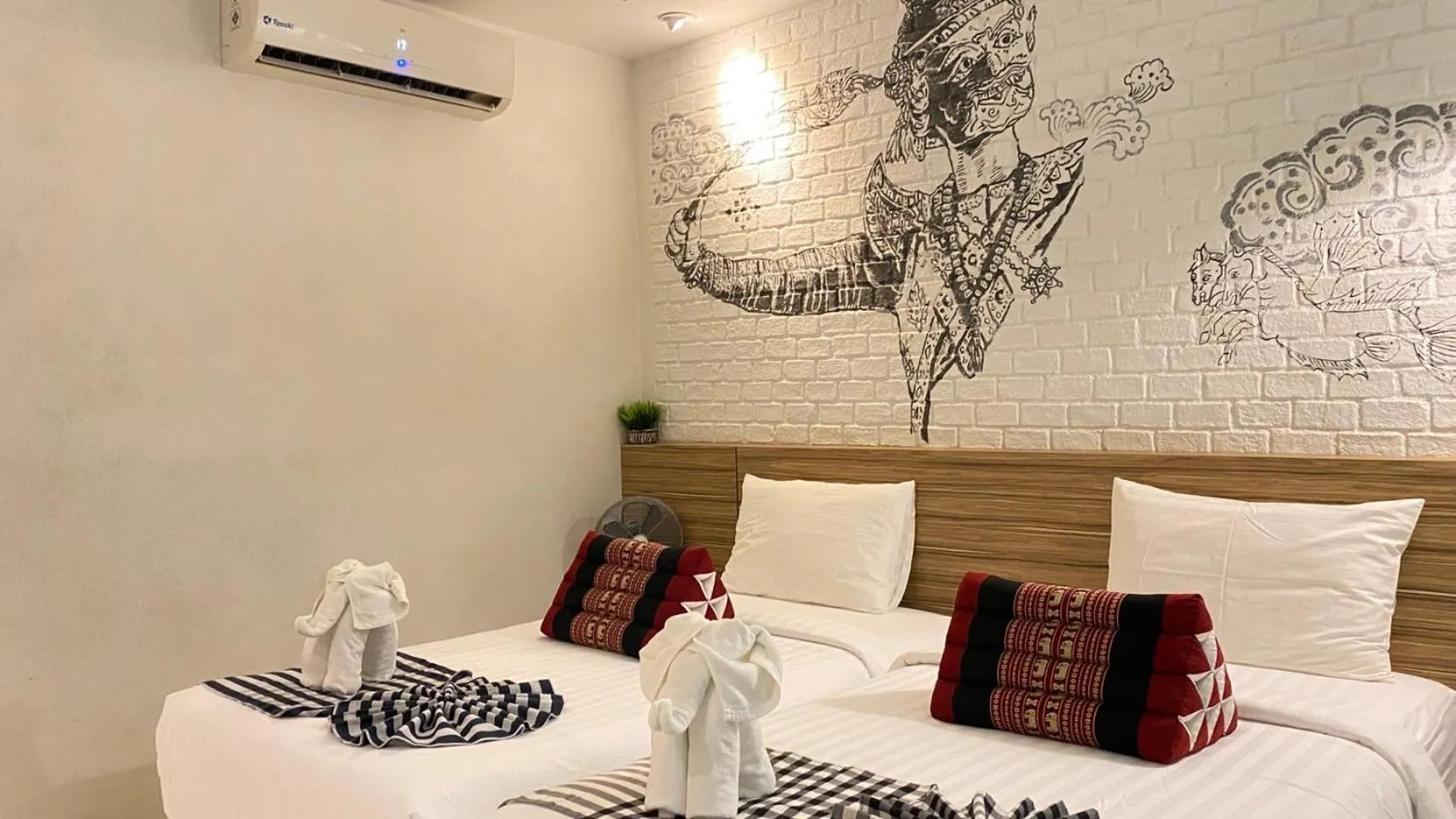 Bedroom, Bed in Koh Ngai Paradise Beach