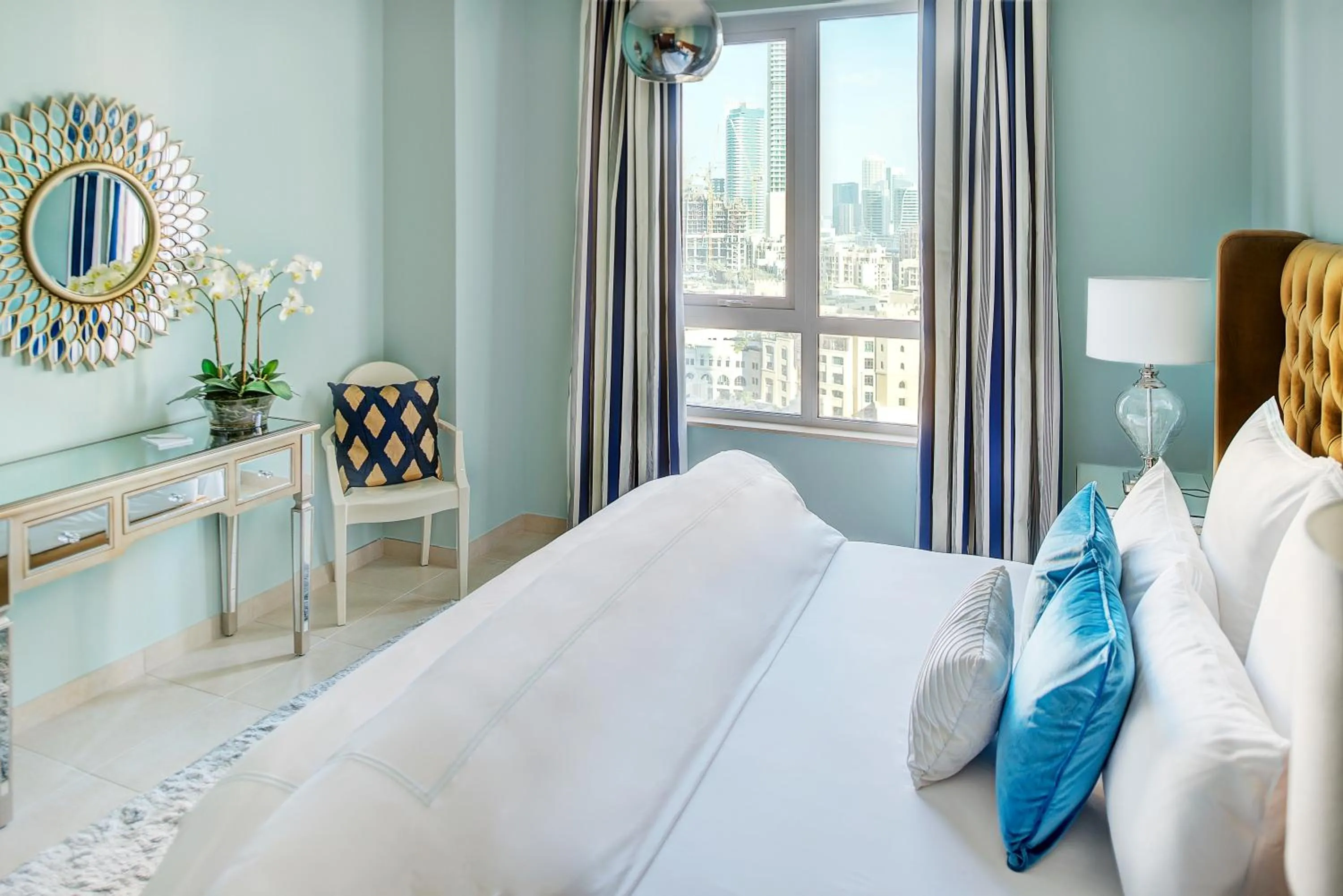 Bedroom, Bed in Dream Inn Apartments - Burj Residences Burj Khalifa View