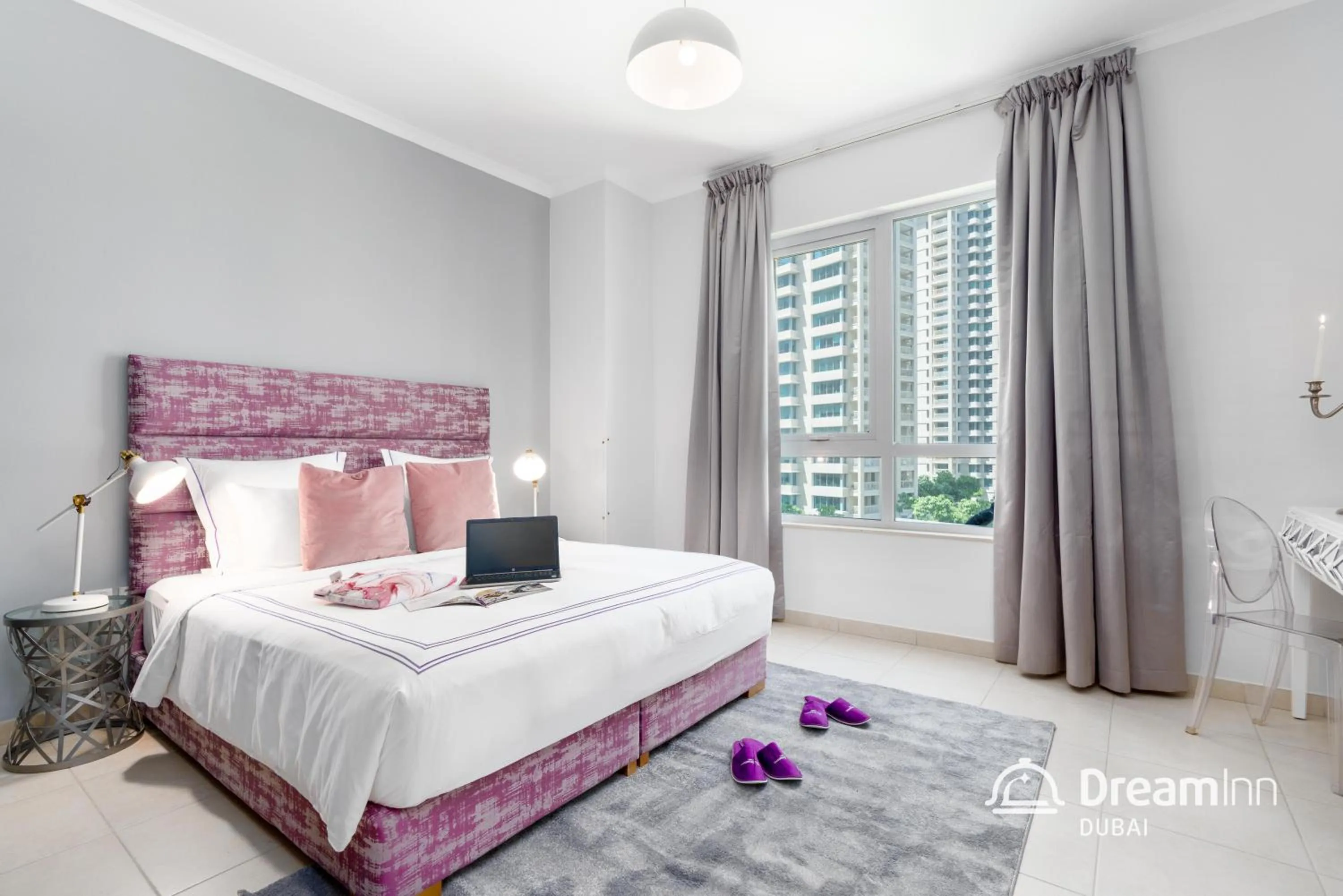 Bedroom, Bed in Dream Inn Apartments - Burj Residences Burj Khalifa View