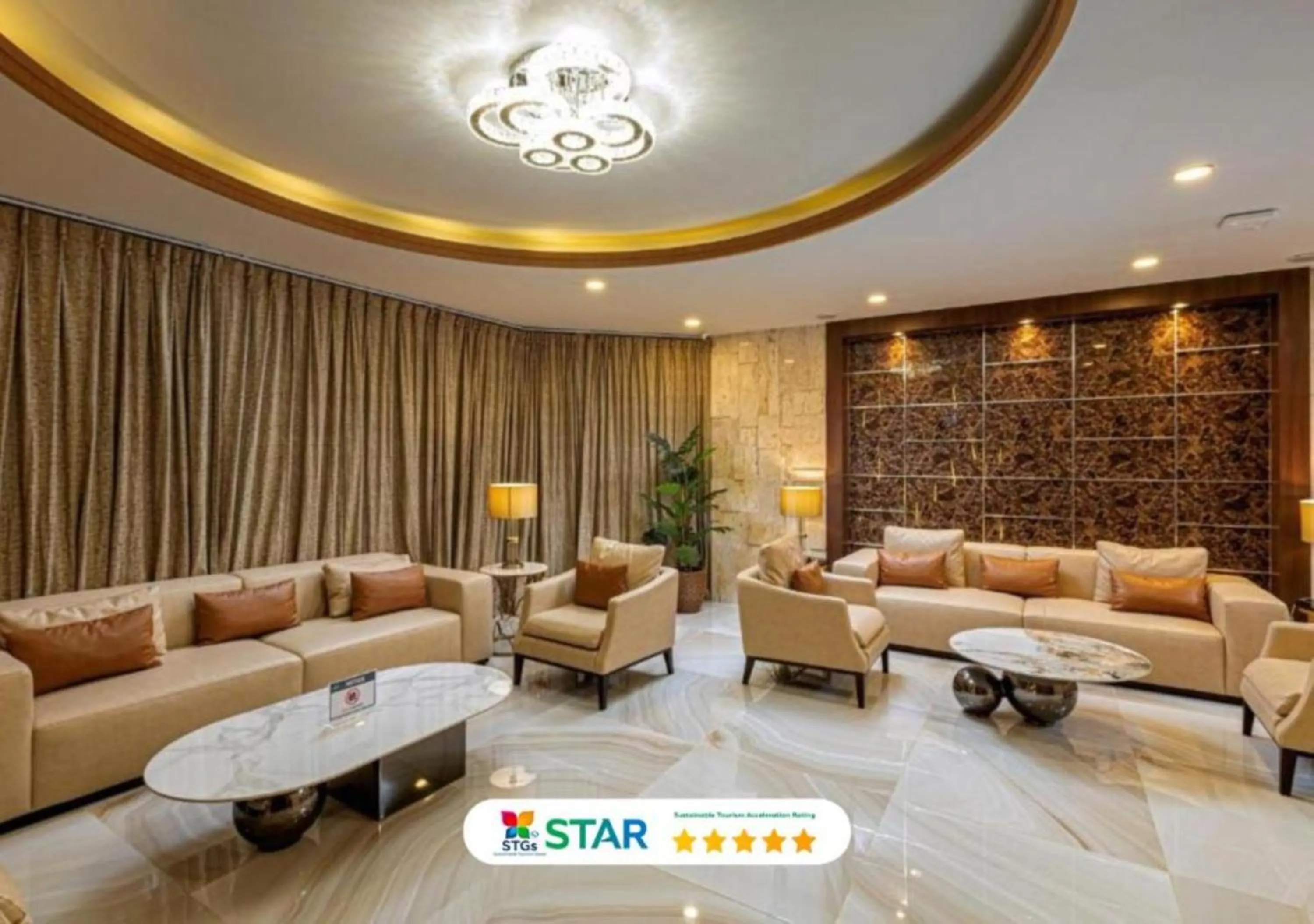 Lobby or reception in Clarian Hotel Beach Patong