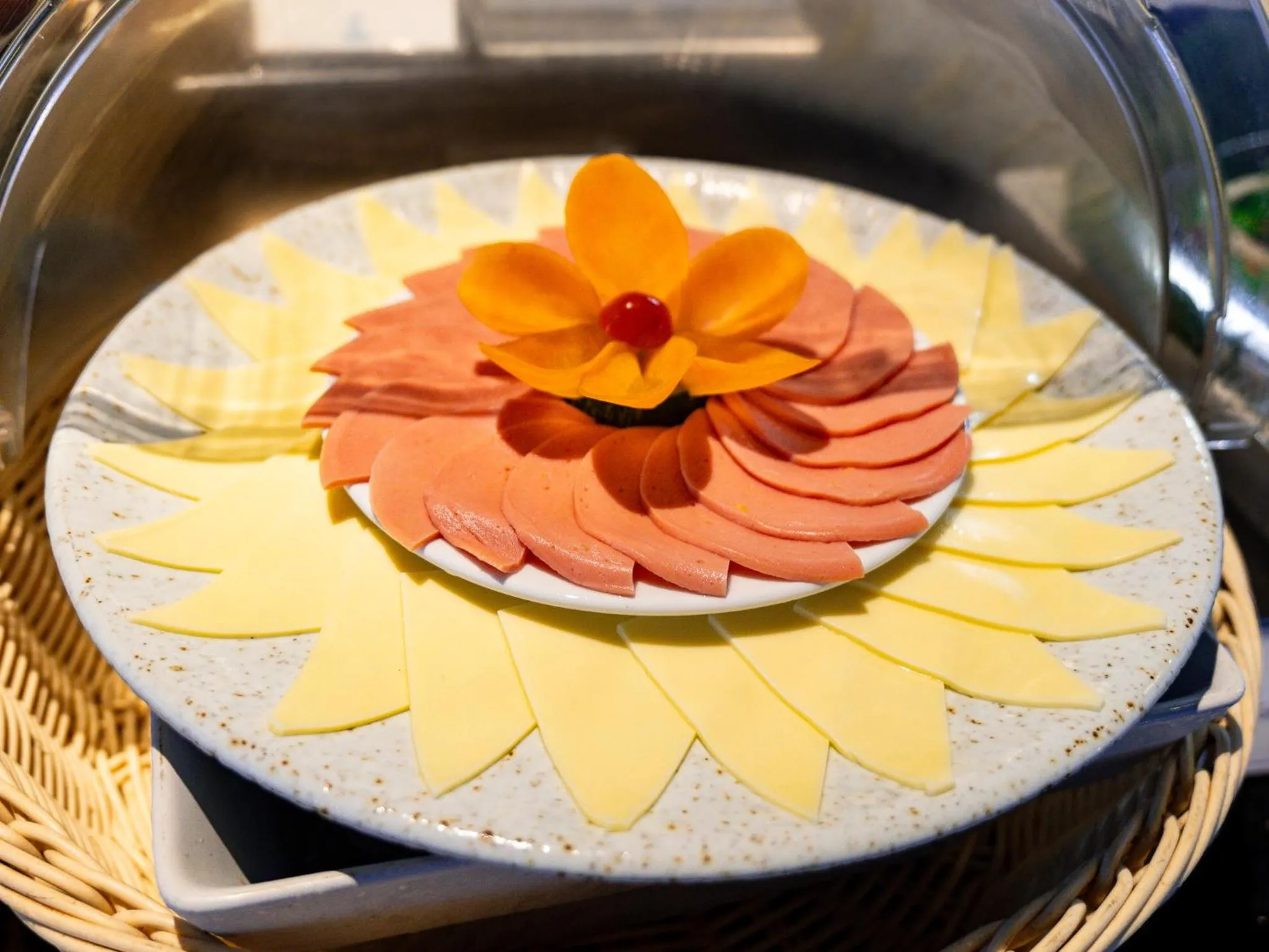 Restaurant/places to eat in Clarian Hotel Beach Patong