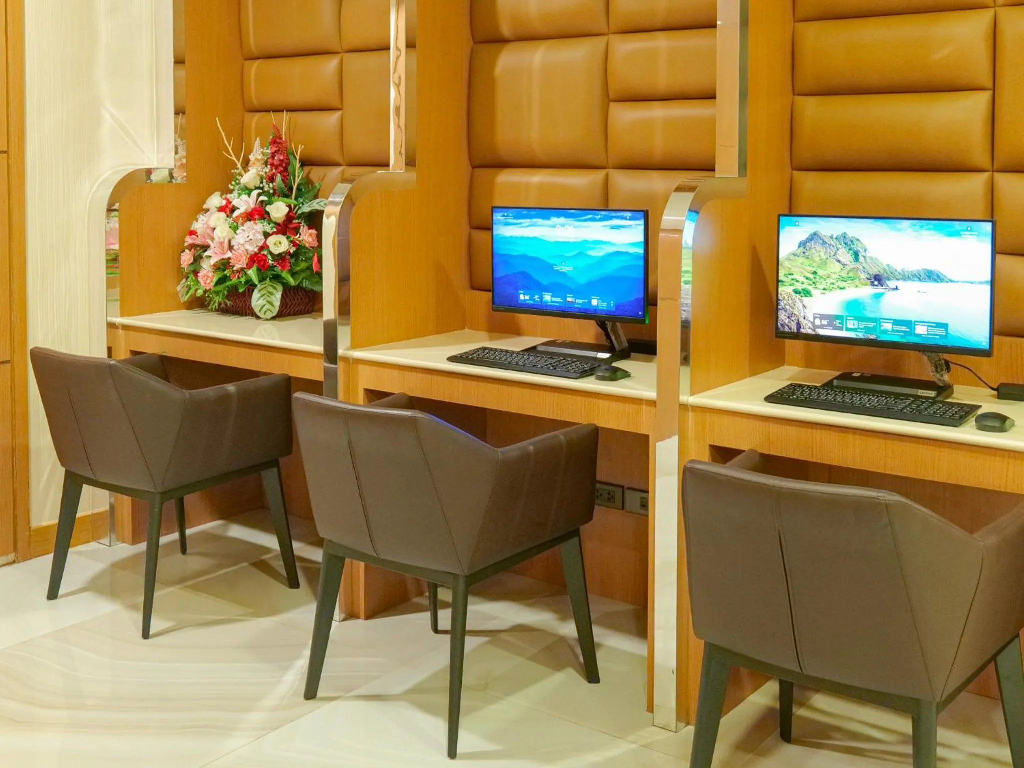 Business facilities in Clarian Hotel Beach Patong